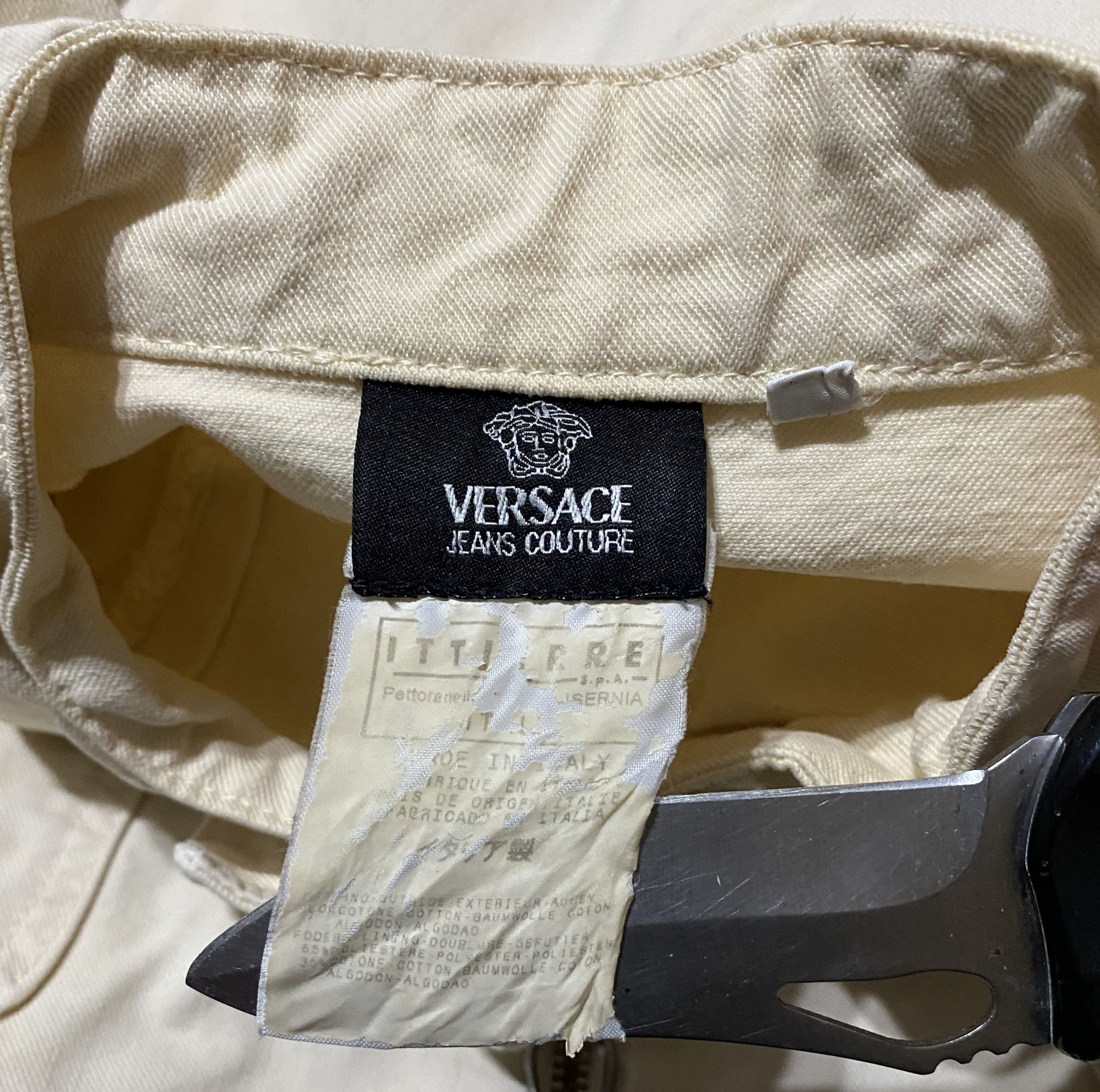 Versace Jeans Couture Jeans Couture VJC Milky White Multi Pocket Zip Denim Jacket Size L / US 10 / IT 46 - 4 Thumbnail