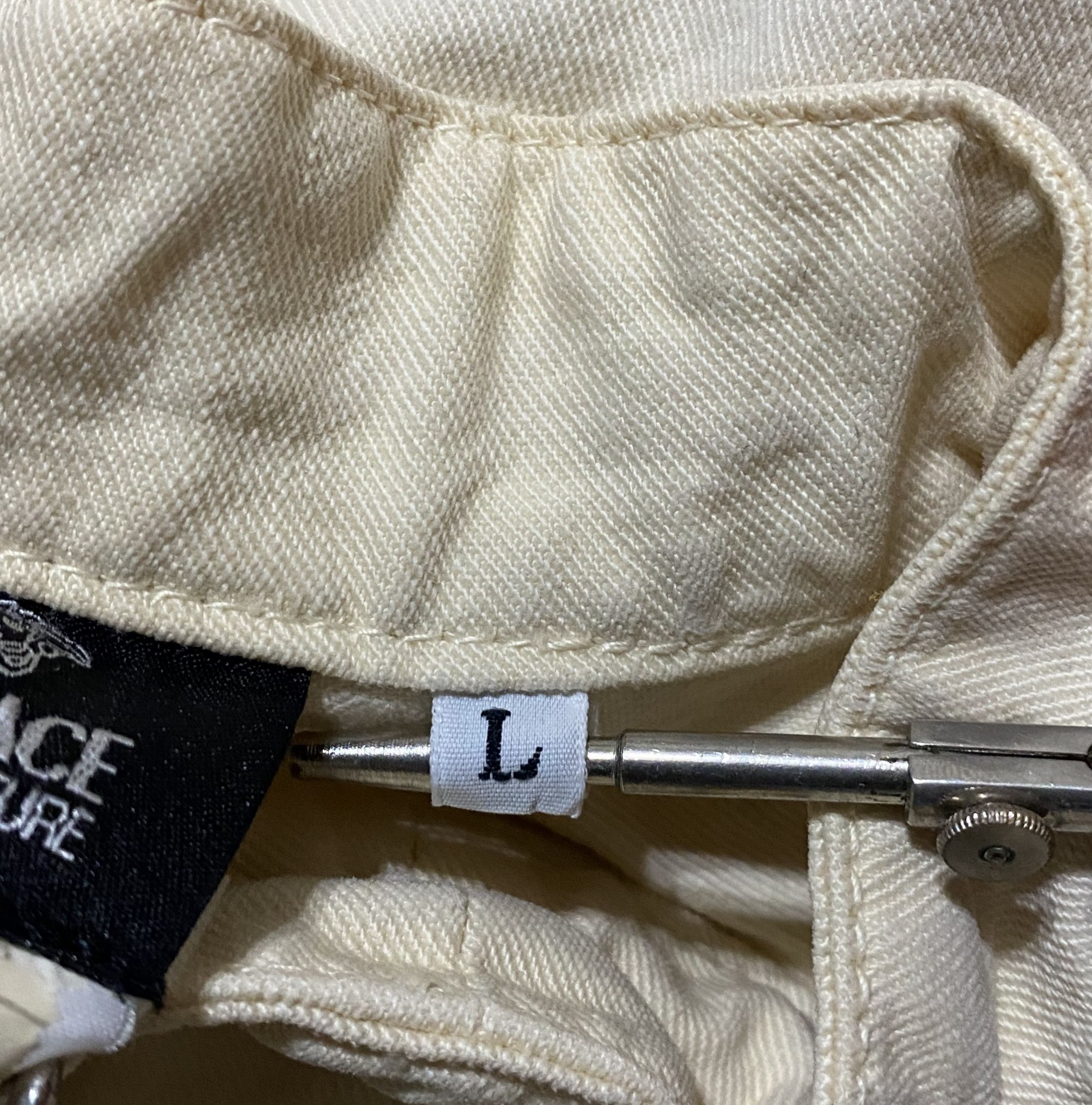 Versace Jeans Couture Jeans Couture VJC Milky White Multi Pocket Zip Denim Jacket Size L / US 10 / IT 46 - 6 Thumbnail