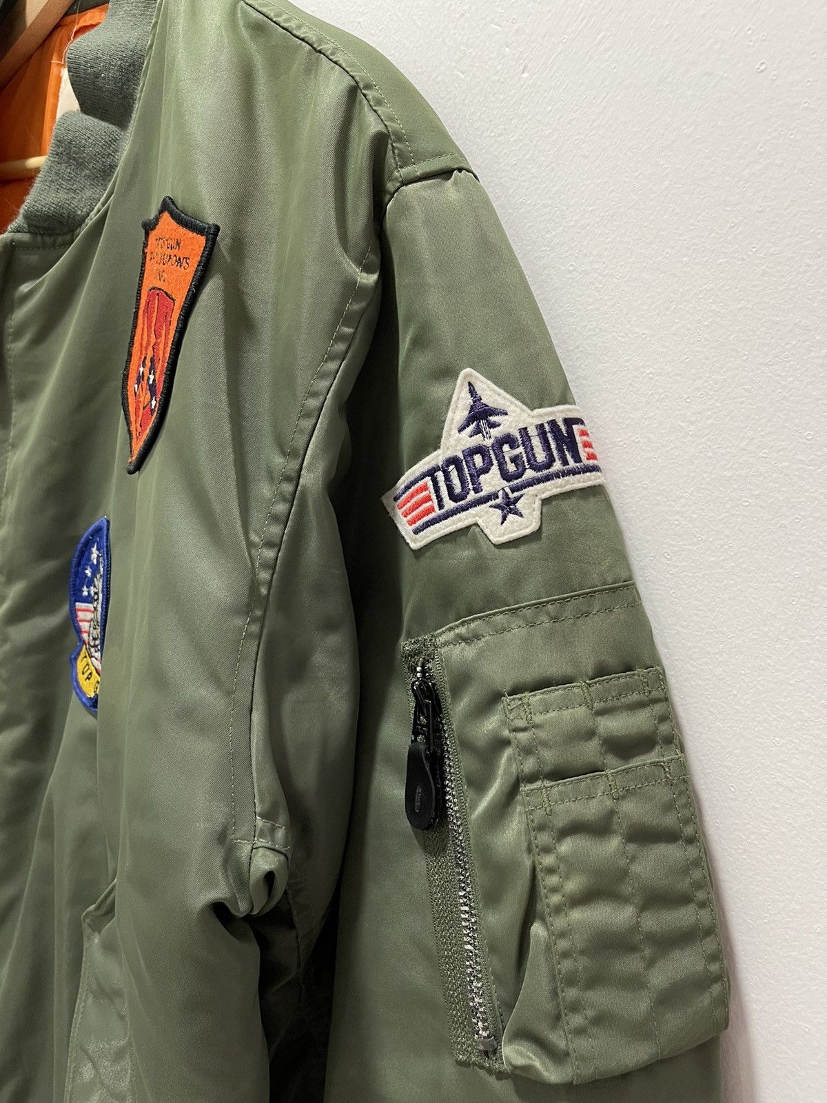 Vintage VINTAGE PATCHES TOP GUN FIGHTER BOMBER JACKET Size US M / EU 48-50 / 2 - 3 Thumbnail