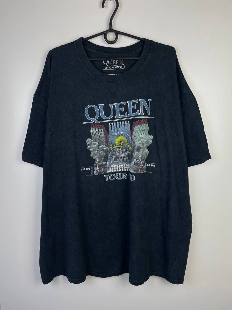 Vintage Queen vintage t-shirt size XXL Size US XXL / EU 58 / 5 - 1 Thumbnail