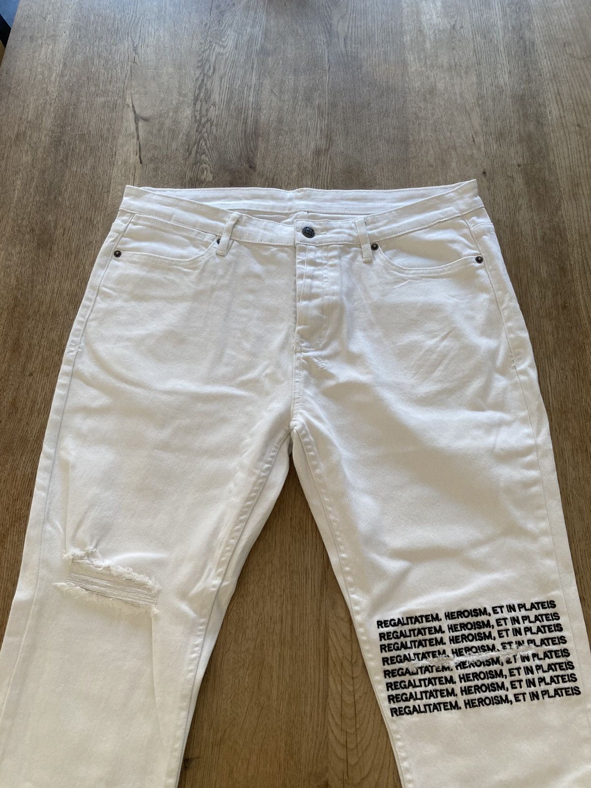 🚨UNRELEASED Van Winkle Latin Ivory skinny jeans