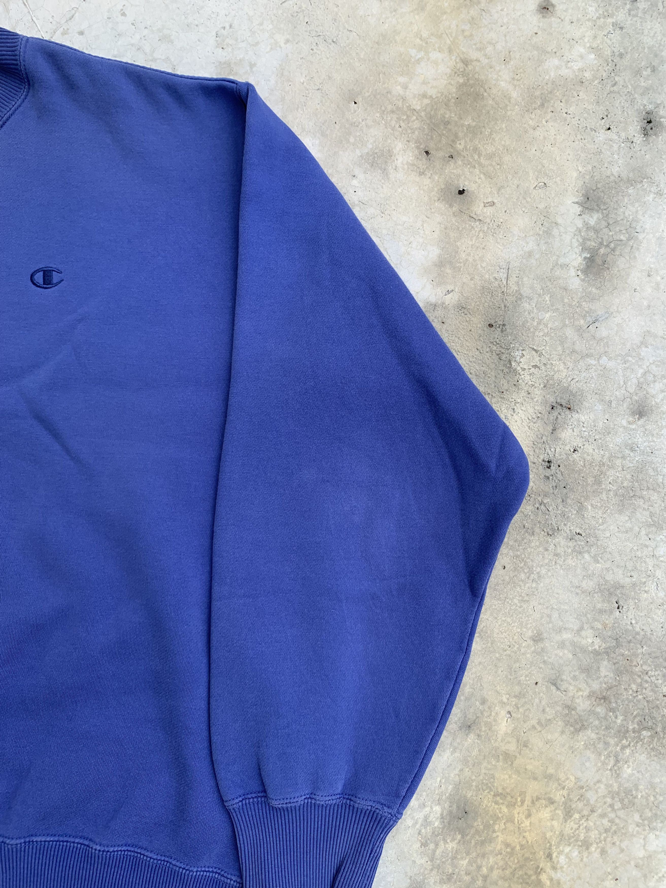 Champion Vintage Champion Sweatshirt Distressed Size US XL / EU 56 / 4 - 3 Thumbnail