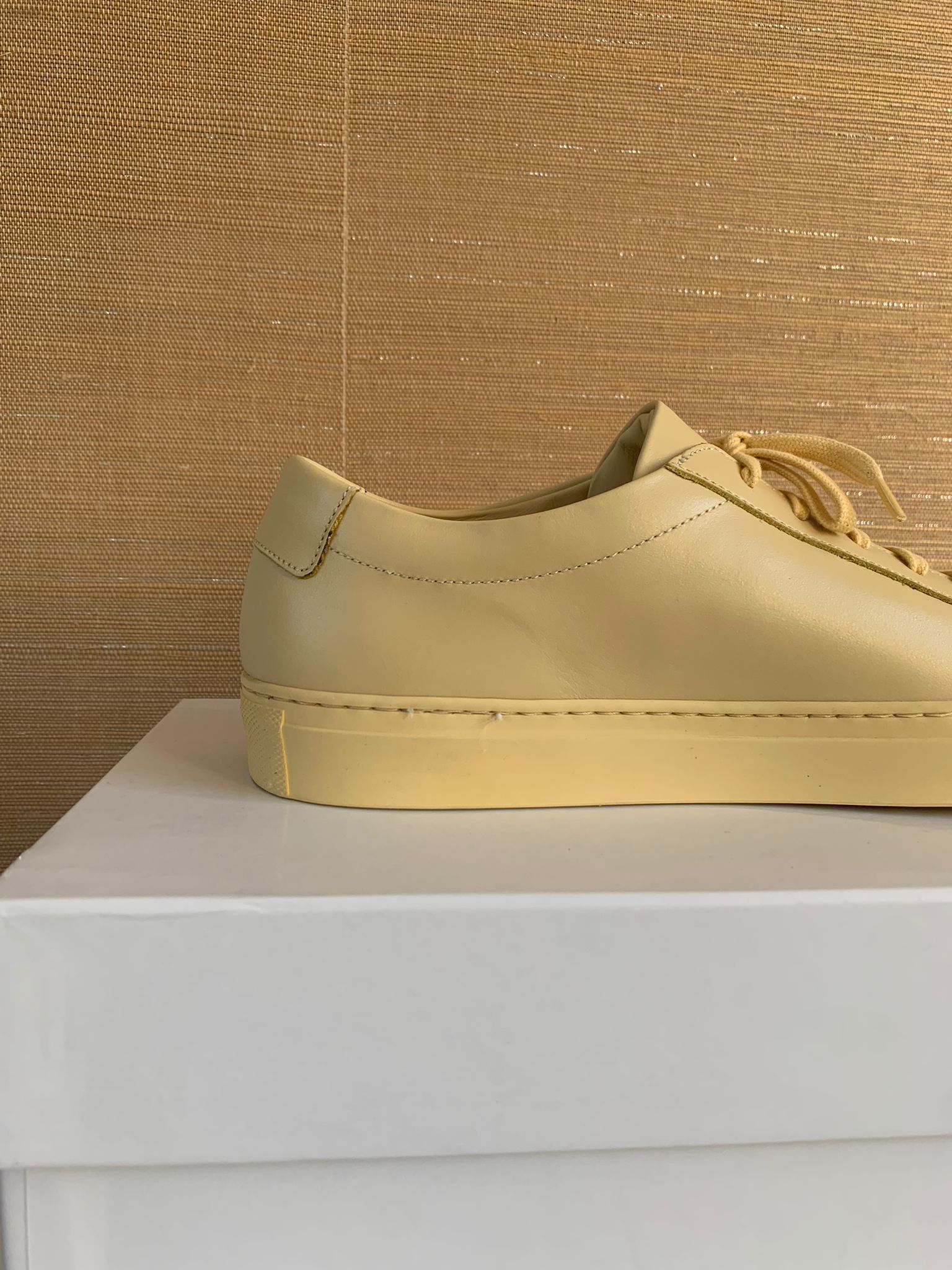 Common Projects Low Achilles Sneakers in Yellow Size US 8 / EU 41 - 11 Thumbnail