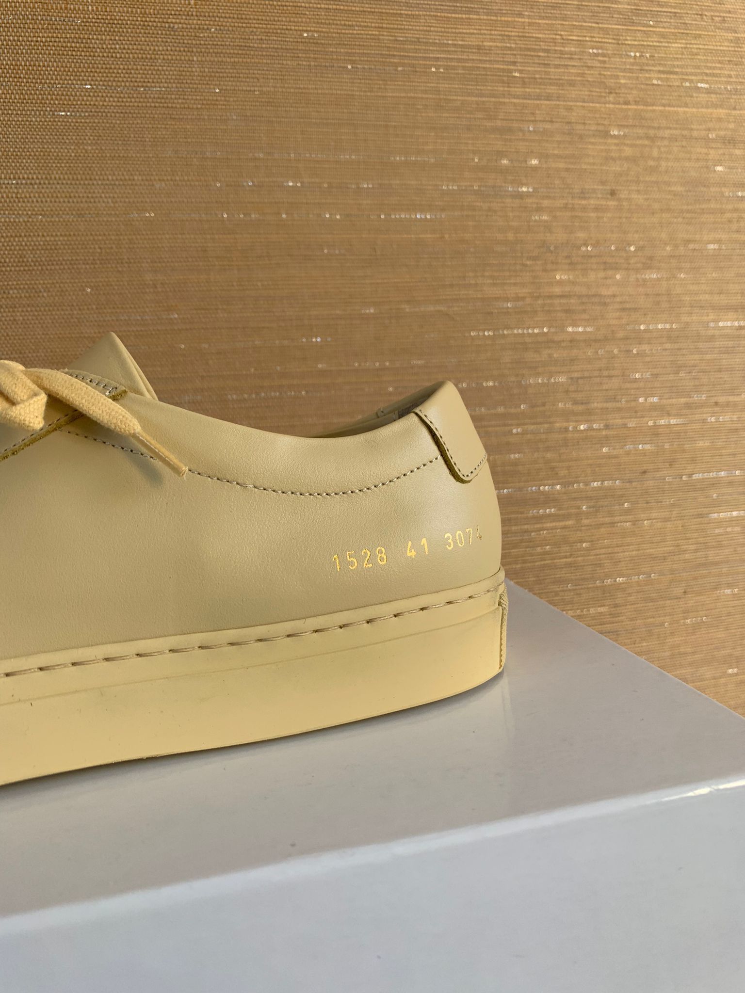 Common Projects Low Achilles Sneakers in Yellow Size US 8 / EU 41 - 3 Thumbnail