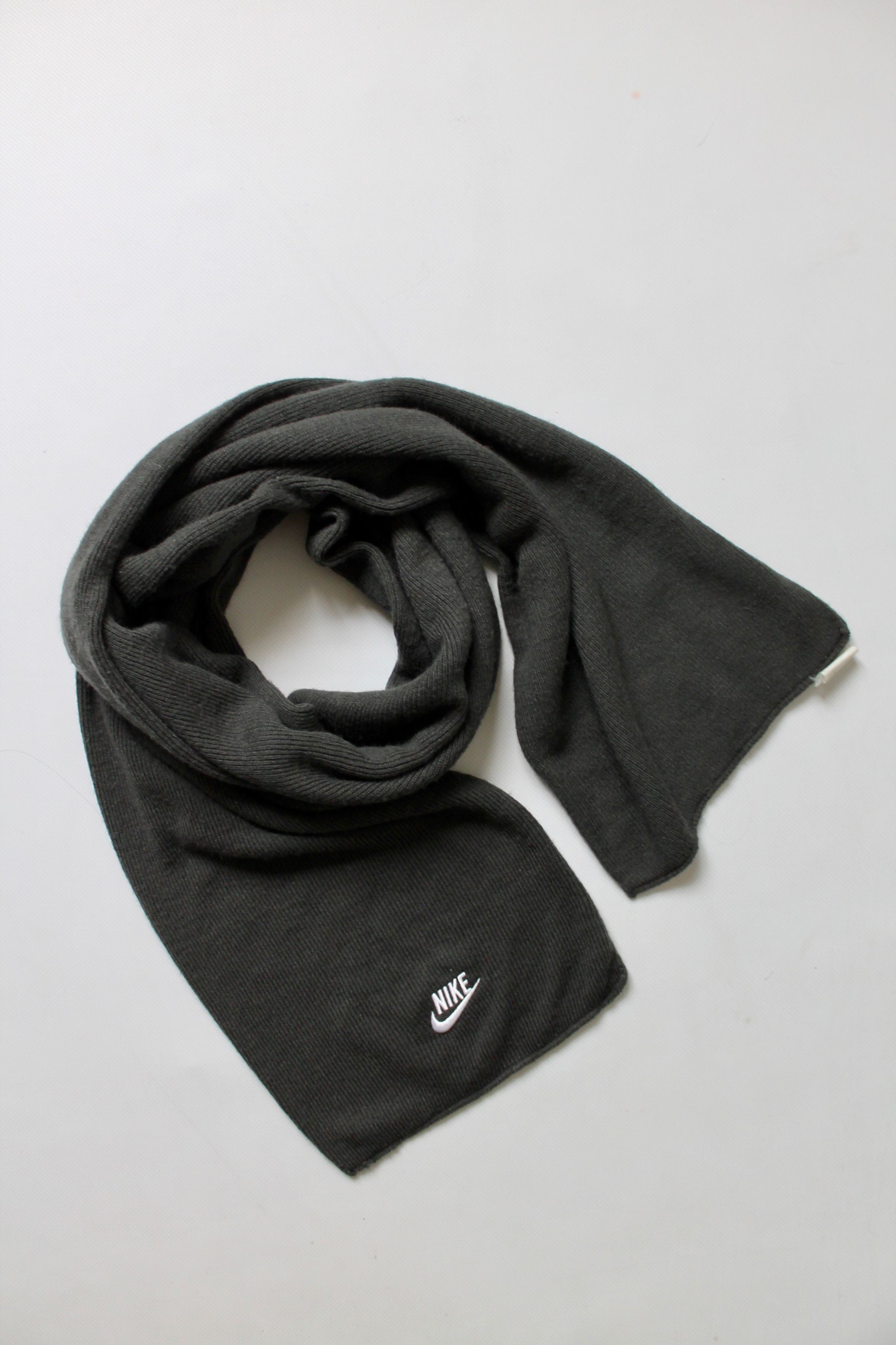 Nike Vintage Nike Scarf Winter 61 " x 8.5" Size ONE SIZE - 2 Thumbnail