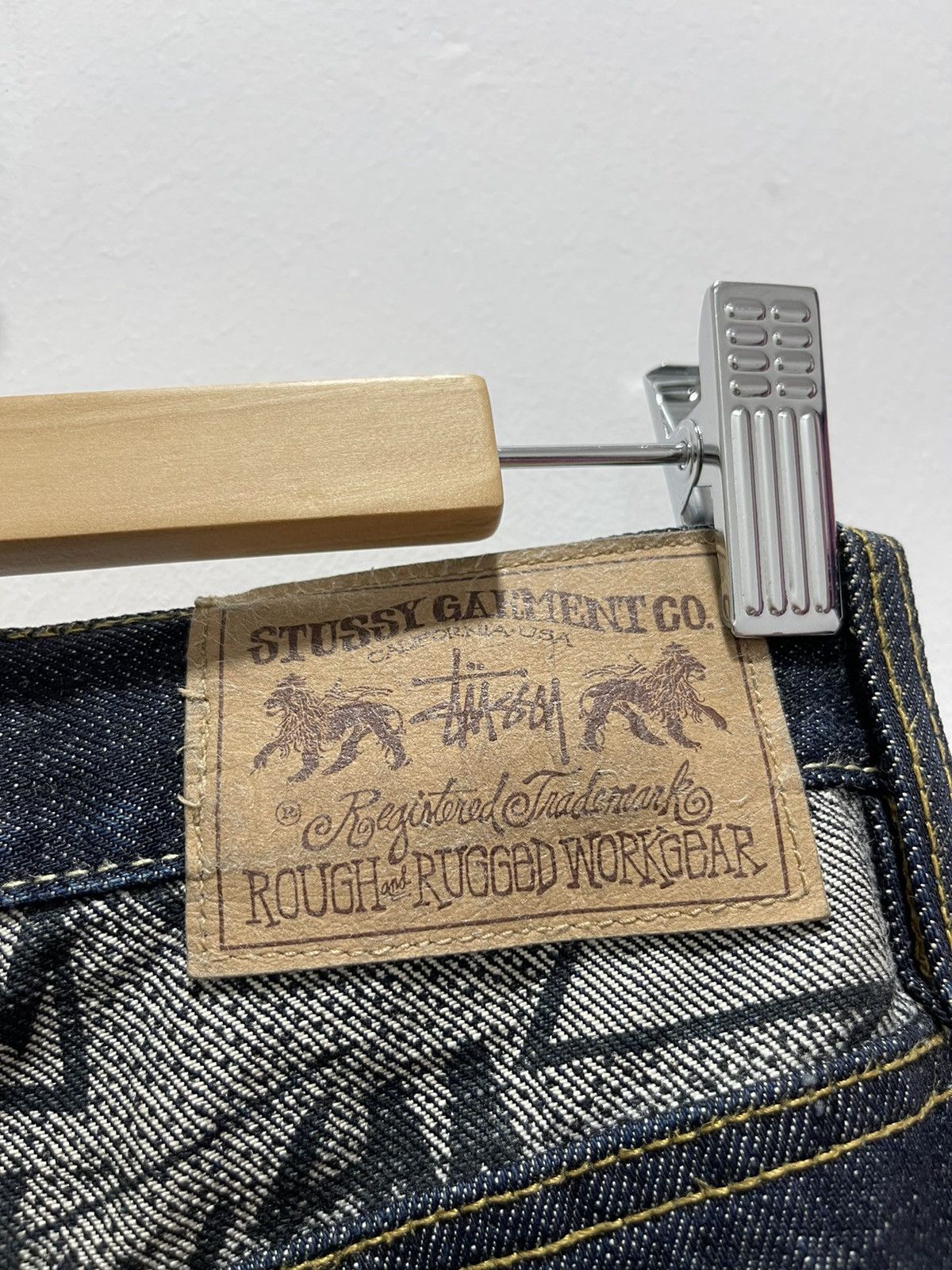Stussy VINTAGE STUSSY ROUGH ART DESIGN DISTRESSED DENIM JEANS Size US 32 / EU 48 - 16 Thumbnail