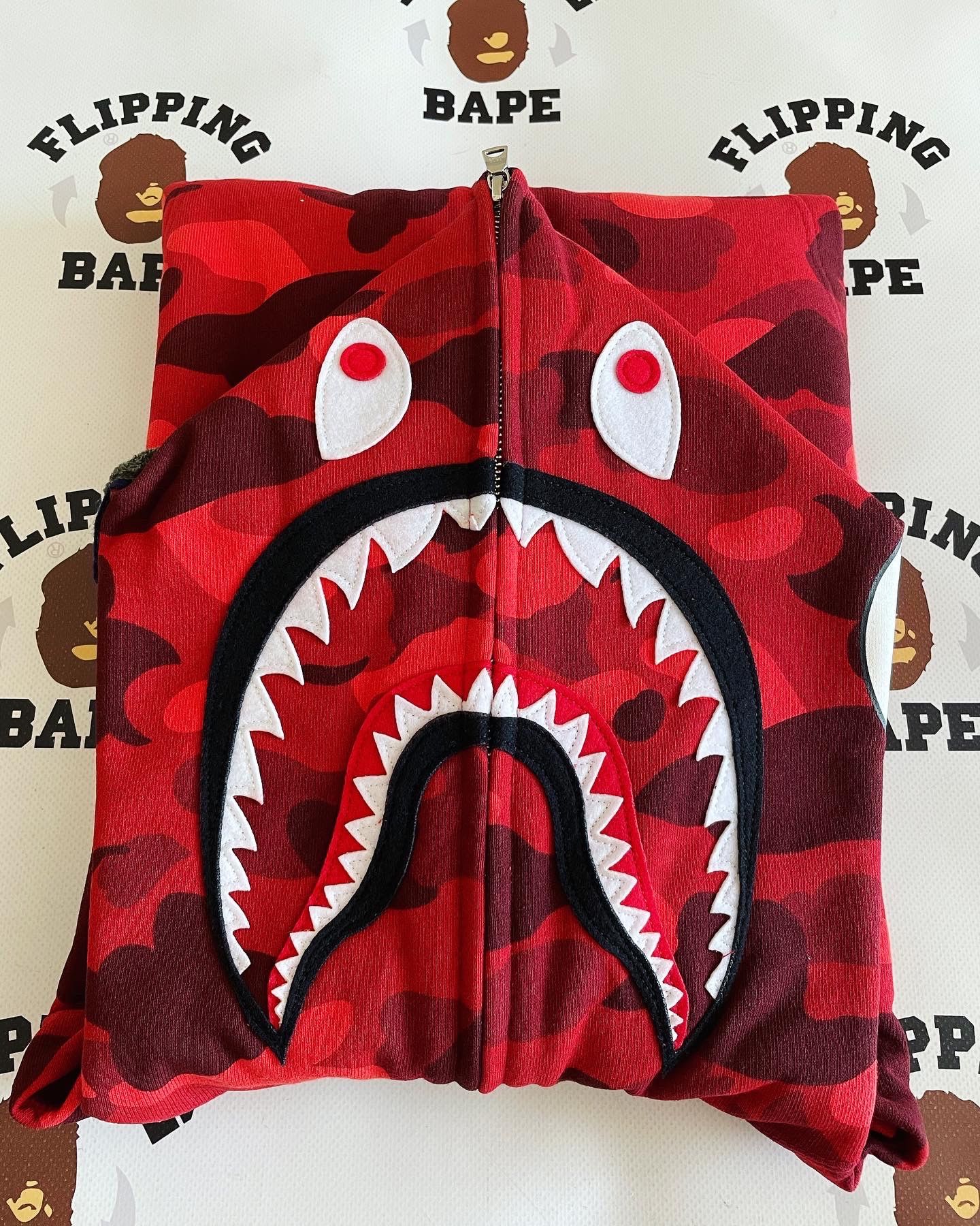 Bape BAPE COLOR CAMO SHARK FULL ZIP HOODIE 2022 Size US XXL / EU 58 / 5 - 3 Thumbnail