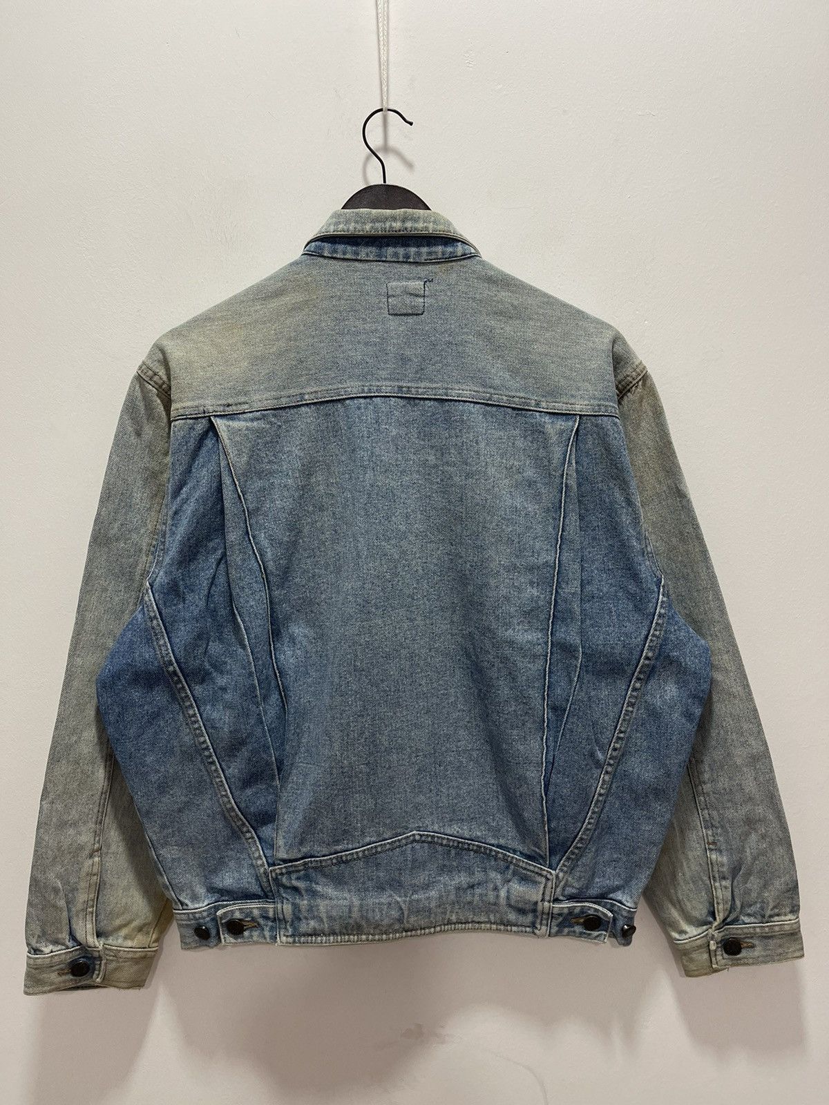 Japanese Brand JAPANESE BRAND TRUCKER KANYE STYLE DISTRESSED DENIM JACKET Size US M / EU 48-50 / 2 - 9 Thumbnail