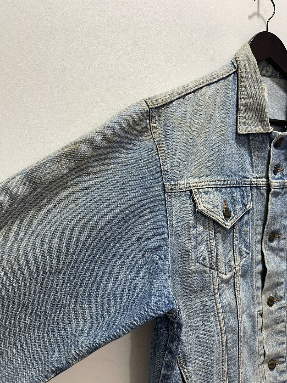 Japanese Brand JAPANESE BRAND TRUCKER KANYE STYLE DISTRESSED DENIM JACKET Size US M / EU 48-50 / 2 - 4 Thumbnail
