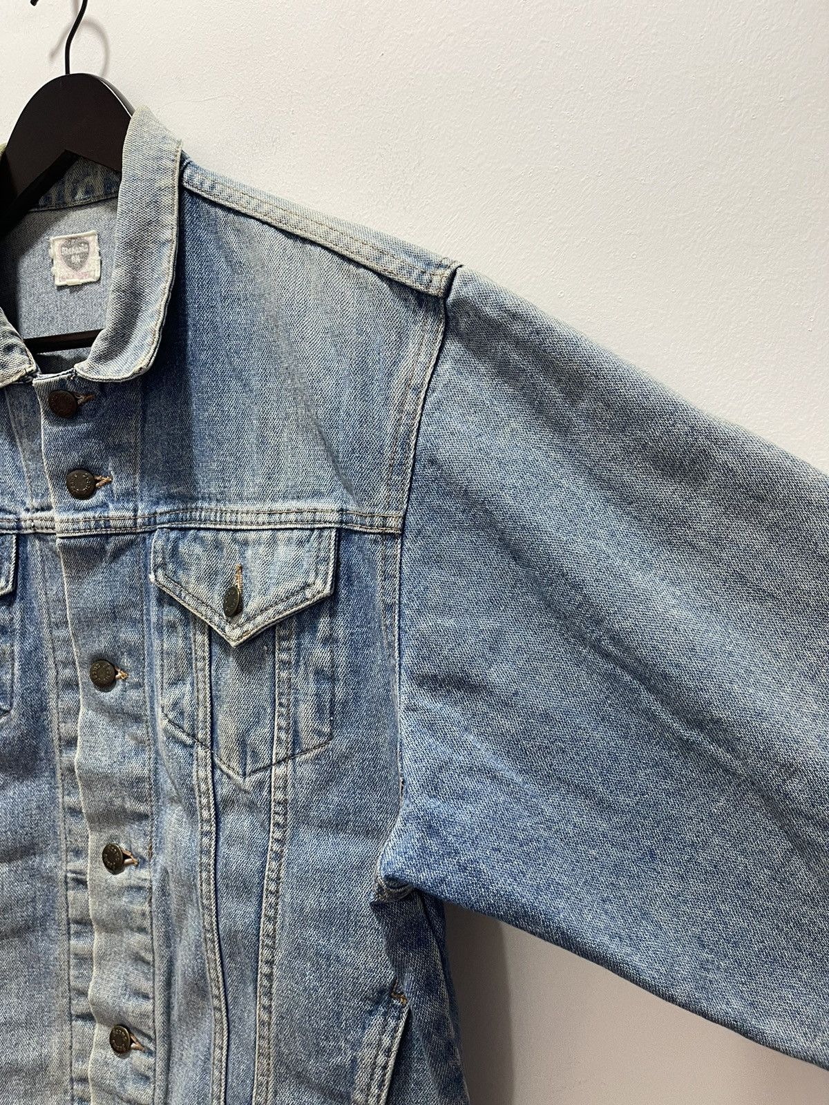 Japanese Brand JAPANESE BRAND TRUCKER KANYE STYLE DISTRESSED DENIM JACKET Size US M / EU 48-50 / 2 - 3 Thumbnail