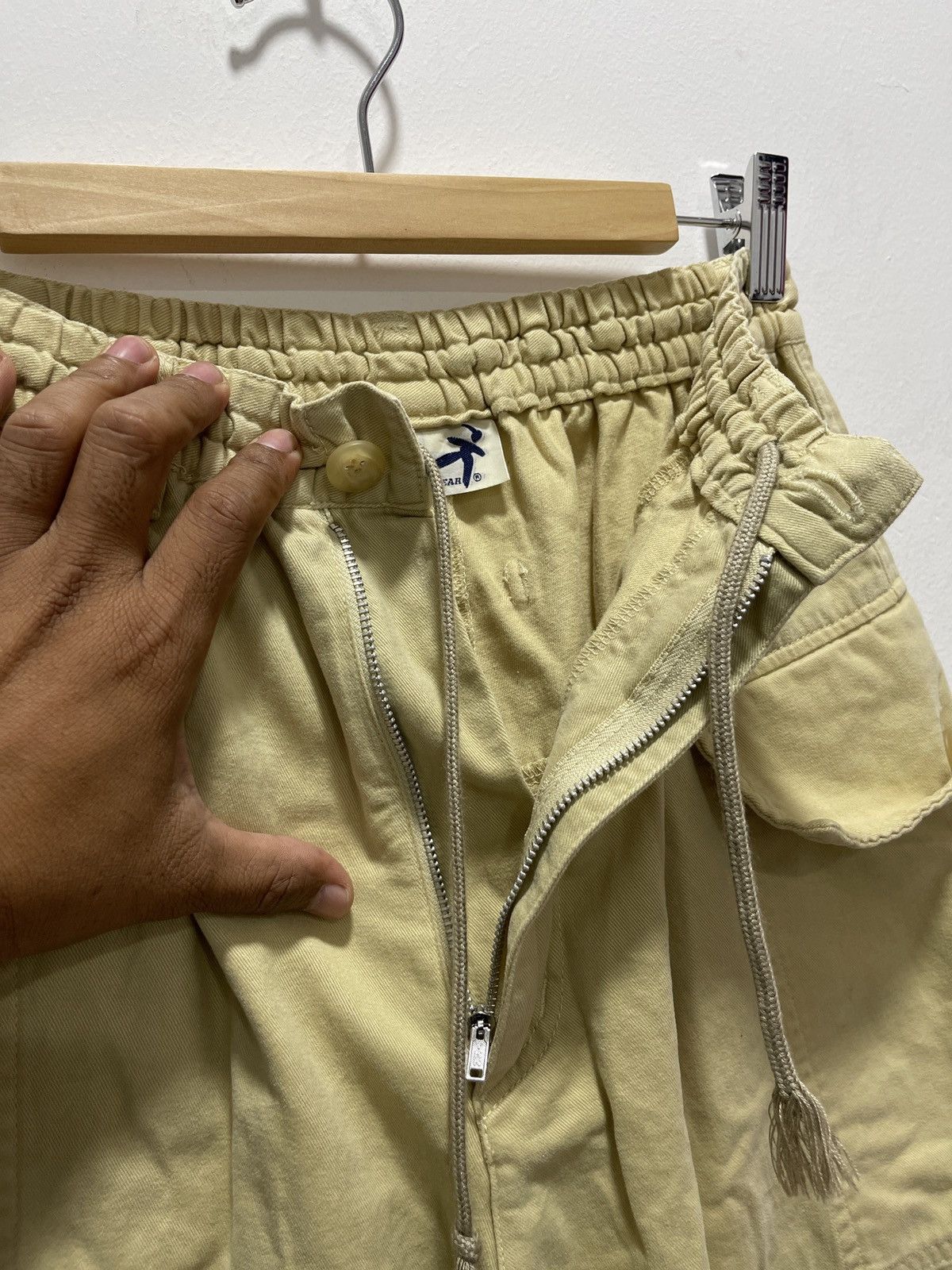 Hai Sporting Gear ISSEY MIYAKE PANTS BEIGE SIDE POCKET TROUSERS DRAWSTRING Size US 28 / EU 44 - 6 Thumbnail