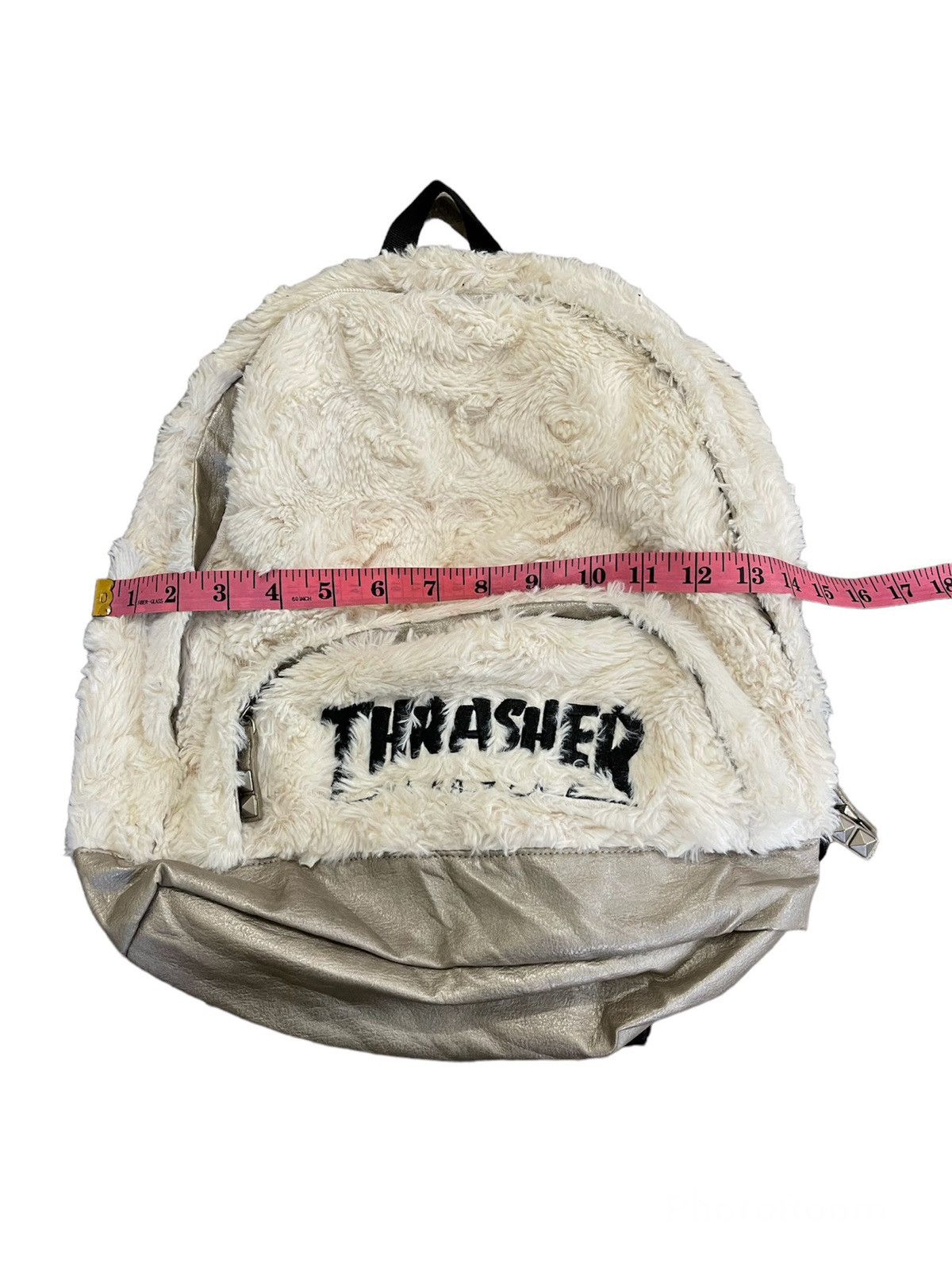 Girl Skateboards VINTAGE THRASHER MEGAZINE SHERPA BACKPACK Size ONE SIZE - 14 Thumbnail