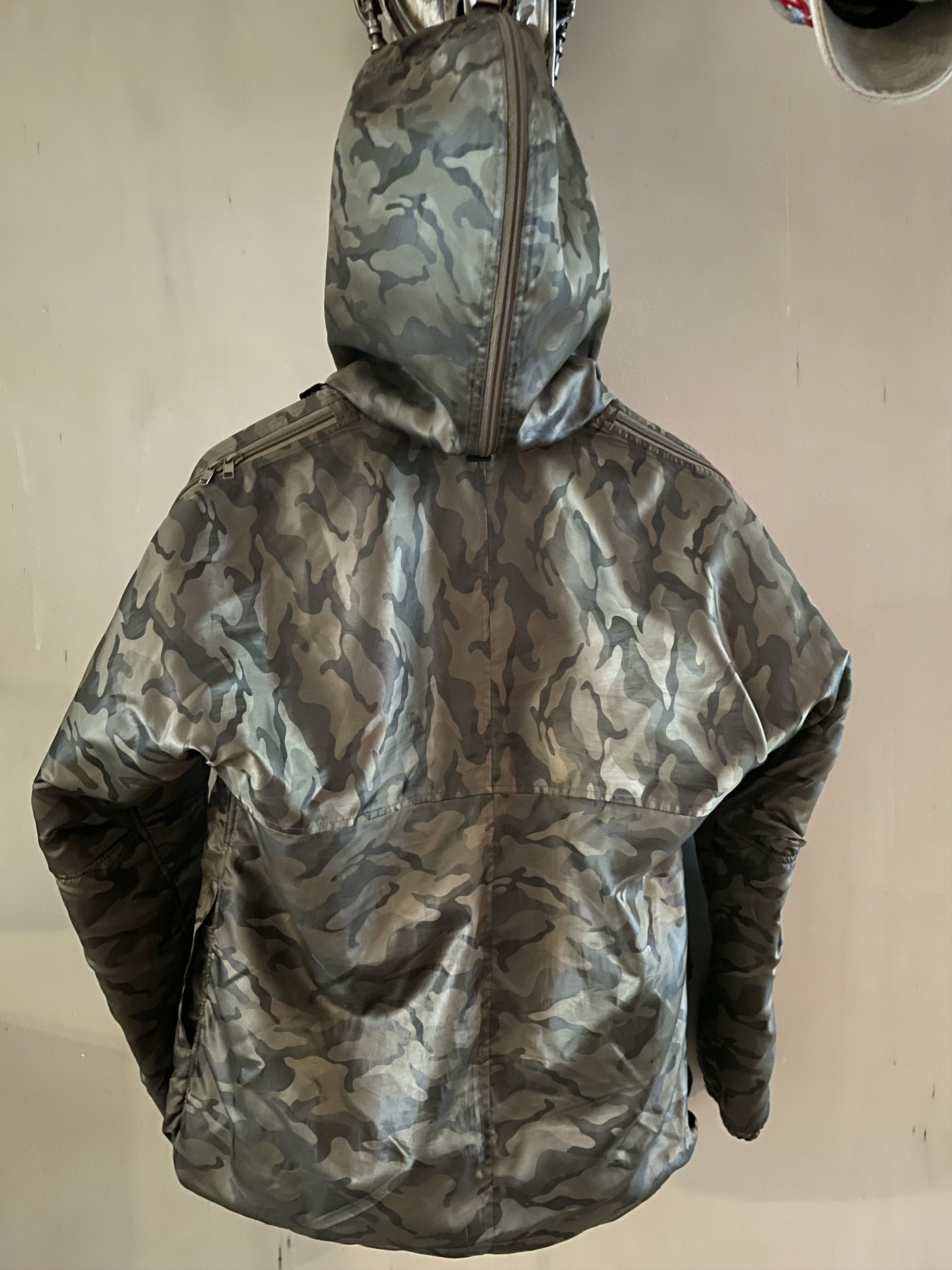 Final Home × Issey Miyake AVANTGARDE LIMITED ZIPPED CAMO BOMBER Size US M / EU 48-50 / 2 - 6 Thumbnail