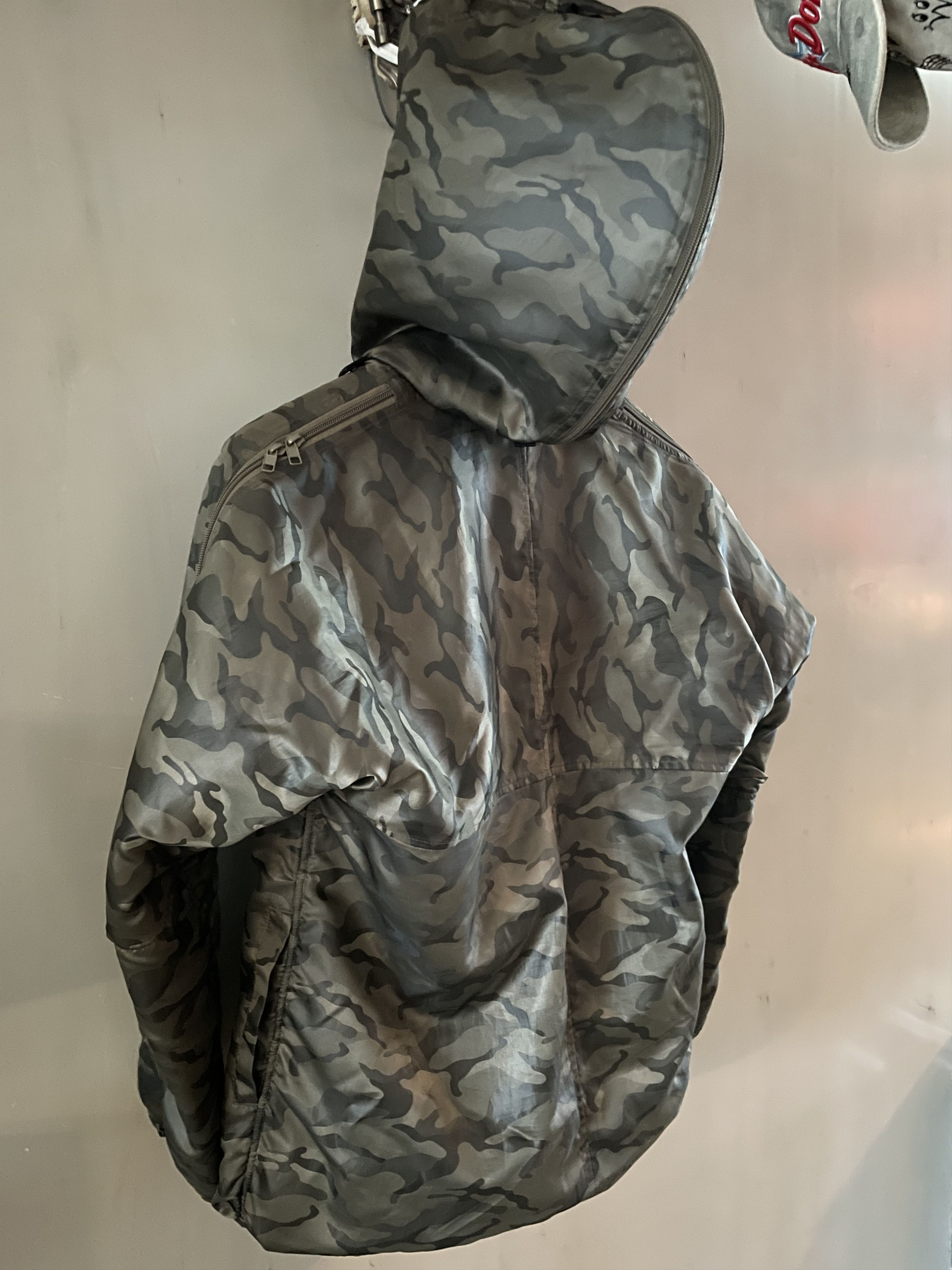 Final Home × Issey Miyake AVANTGARDE LIMITED ZIPPED CAMO BOMBER Size US M / EU 48-50 / 2 - 12 Thumbnail