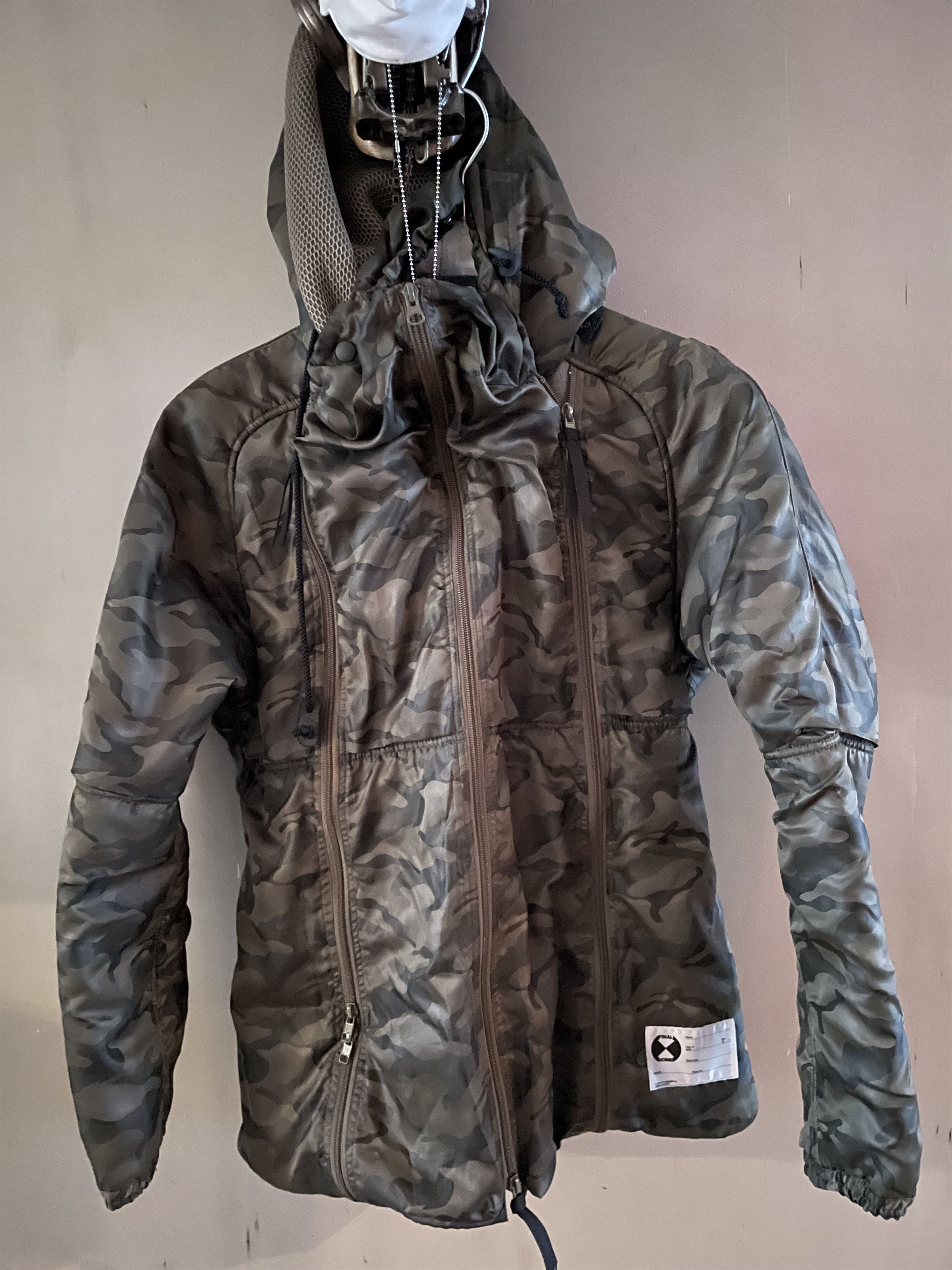 Final Home × Issey Miyake AVANTGARDE LIMITED ZIPPED CAMO BOMBER Size US M / EU 48-50 / 2 - 3 Thumbnail