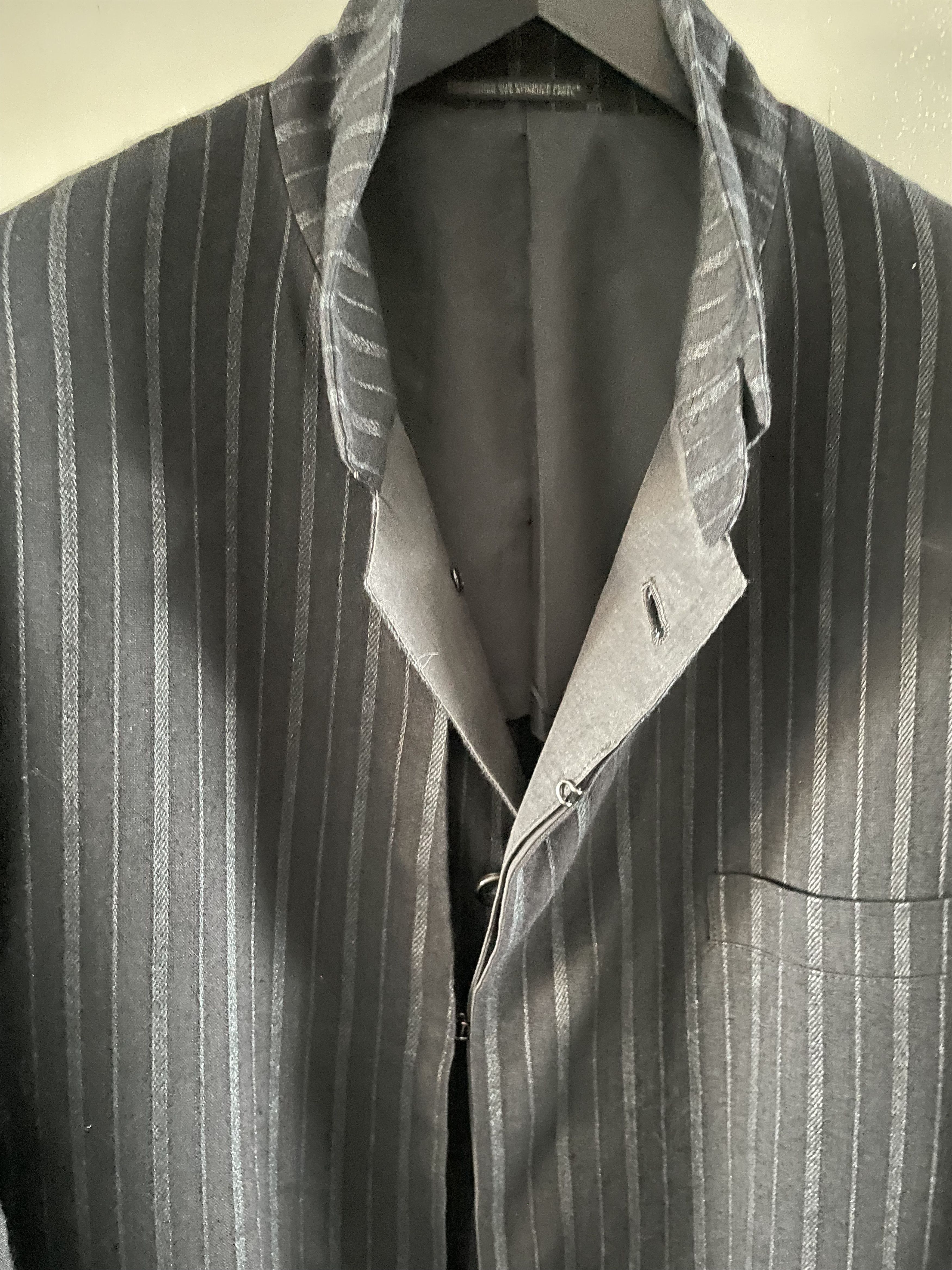 Yohji Yamamoto masterpiece by YY couture ** Size 54R - 4 Thumbnail