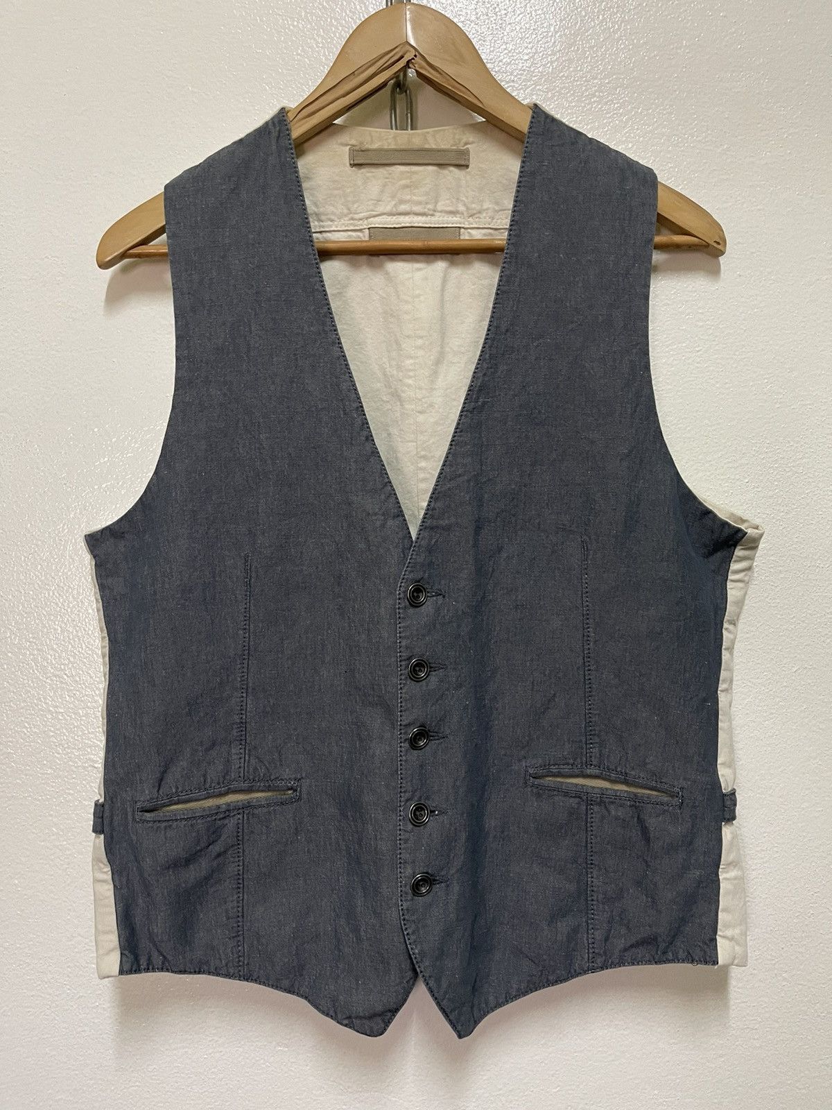 Designer × Slowear Red Vest by Slowear Size 40R - 1 Thumbnail