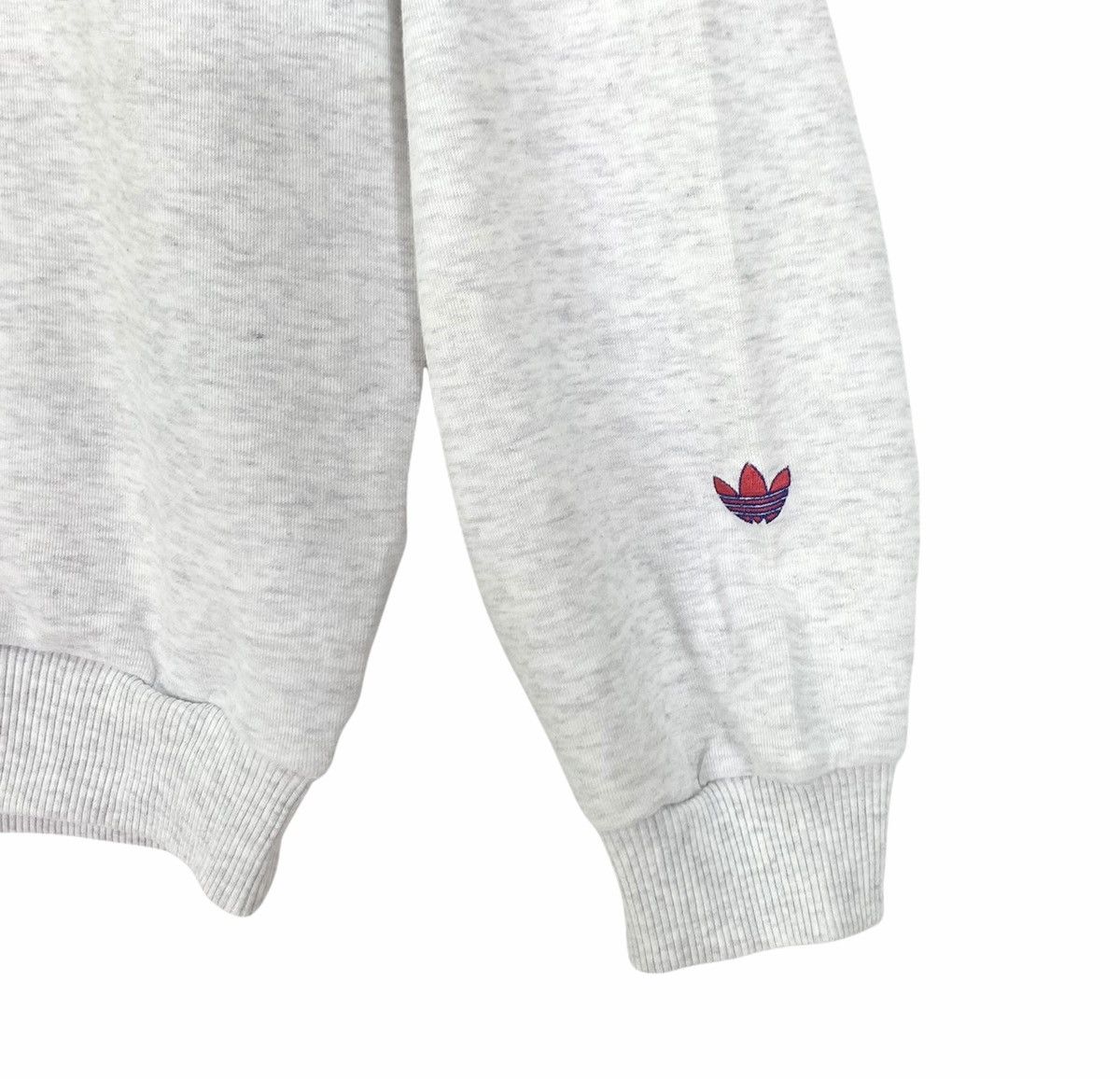 Adidas Vintage 90s Adidas Crewneck Embroidered Logo Size US M / EU 48-50 / 2 - 8 Thumbnail