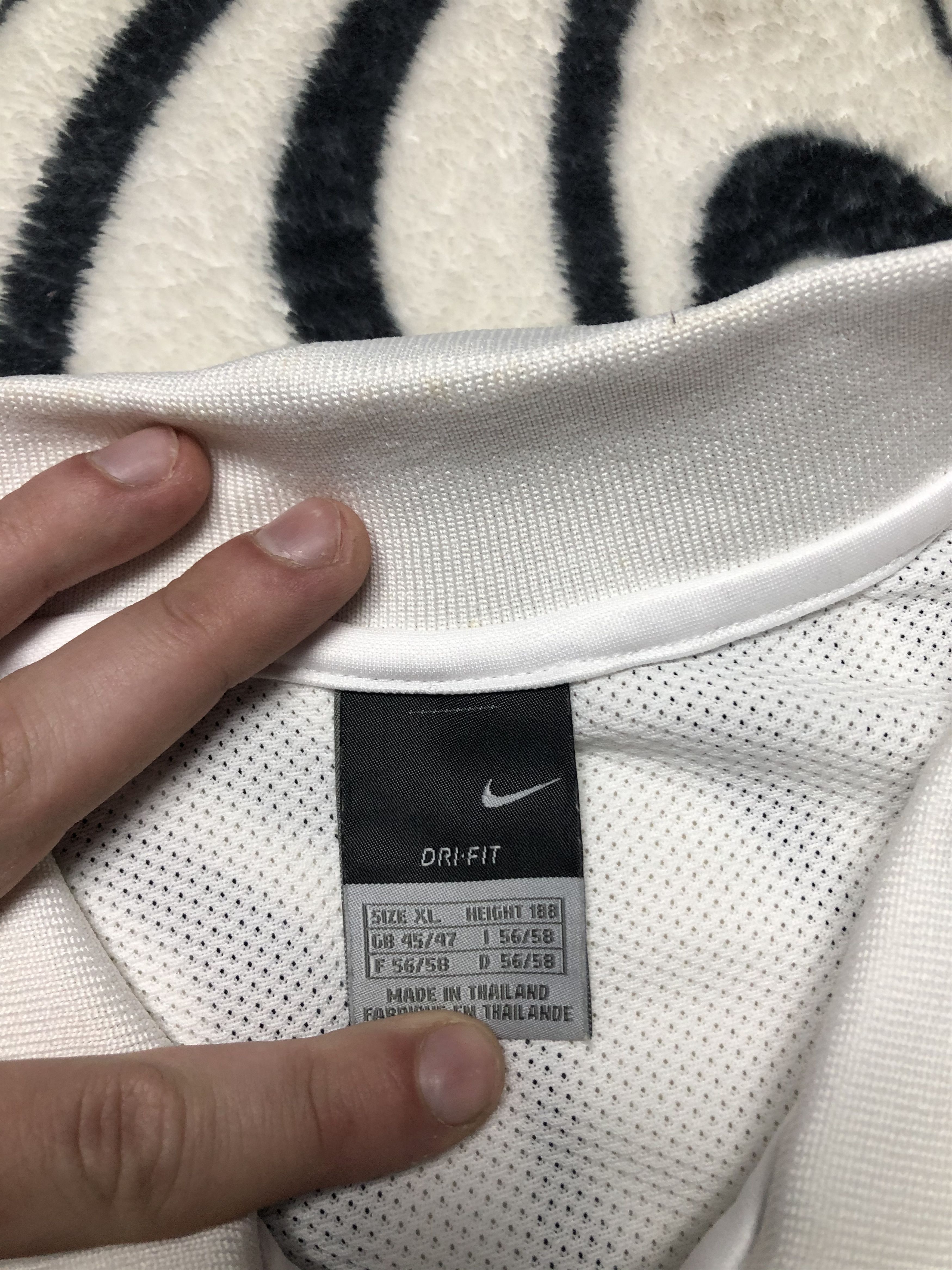 Nike × Vintage Nike Vintage Center Swoosh Polo Shirt Dri Fit Size US XL / EU 56 / 4 - 3 Thumbnail