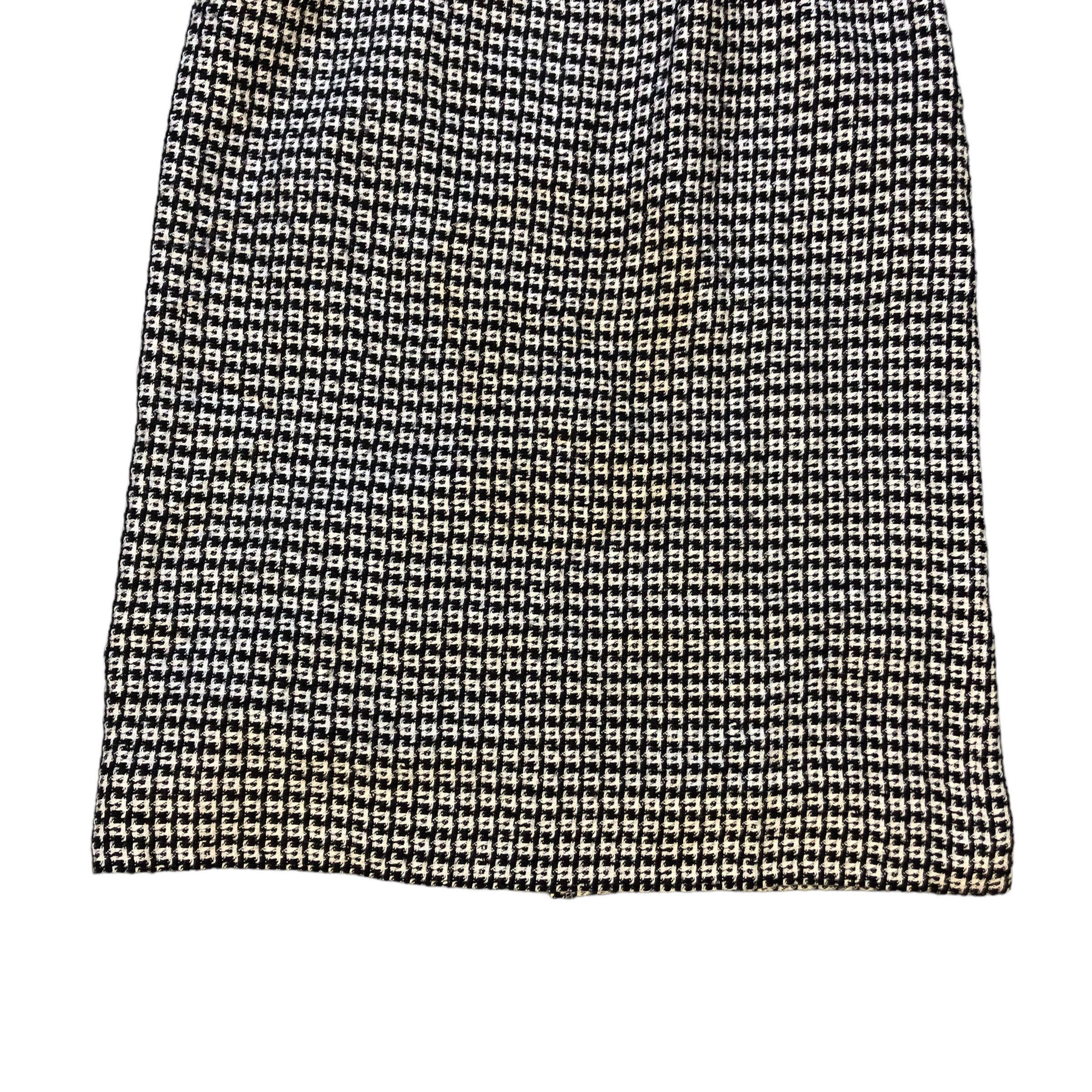 Givenchy VINTAGE GIVENCHY NOUVELLE BOUTIQUE SKIRTS #7098-109 Size 24" / US 00 / IT 34 - 3 Thumbnail