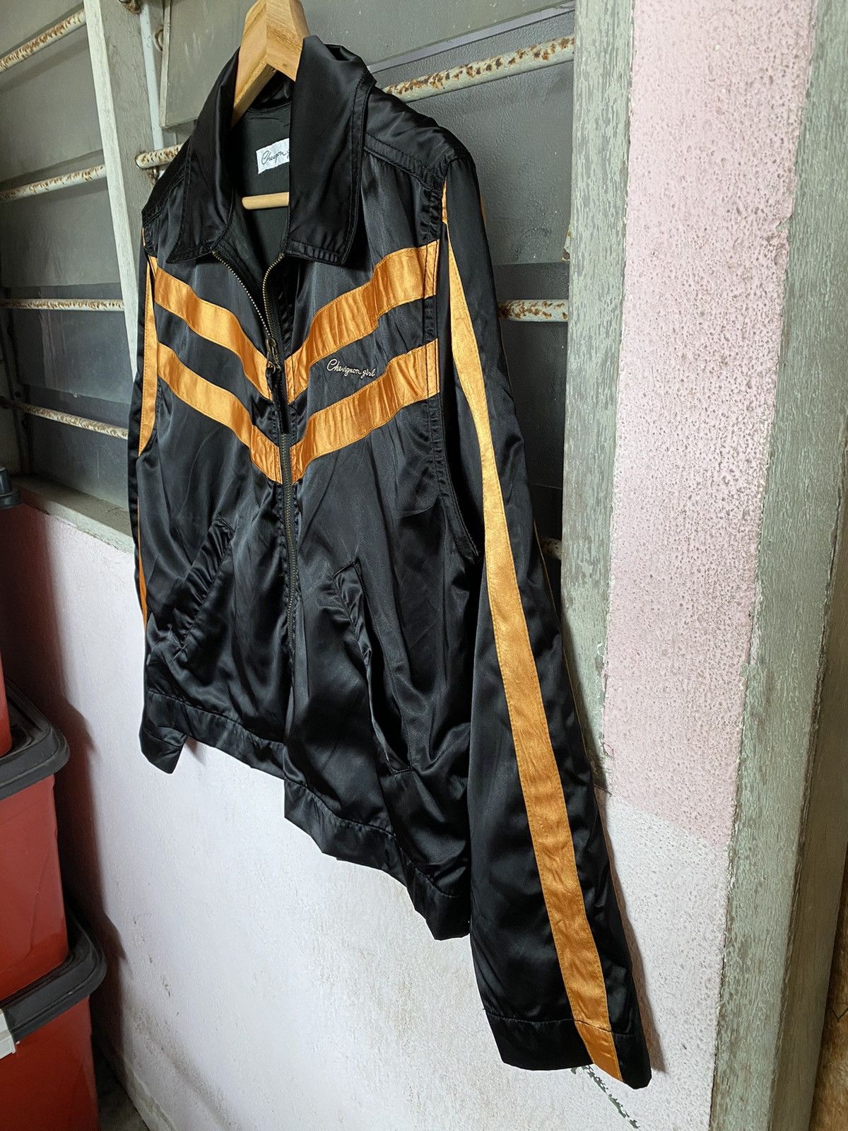 Chevignon × Japanese Brand × Vintage ⚡️Steals⚡️ Chevignon Girl Satin Jacket Size US M / EU 48-50 / 2 - 4 Thumbnail