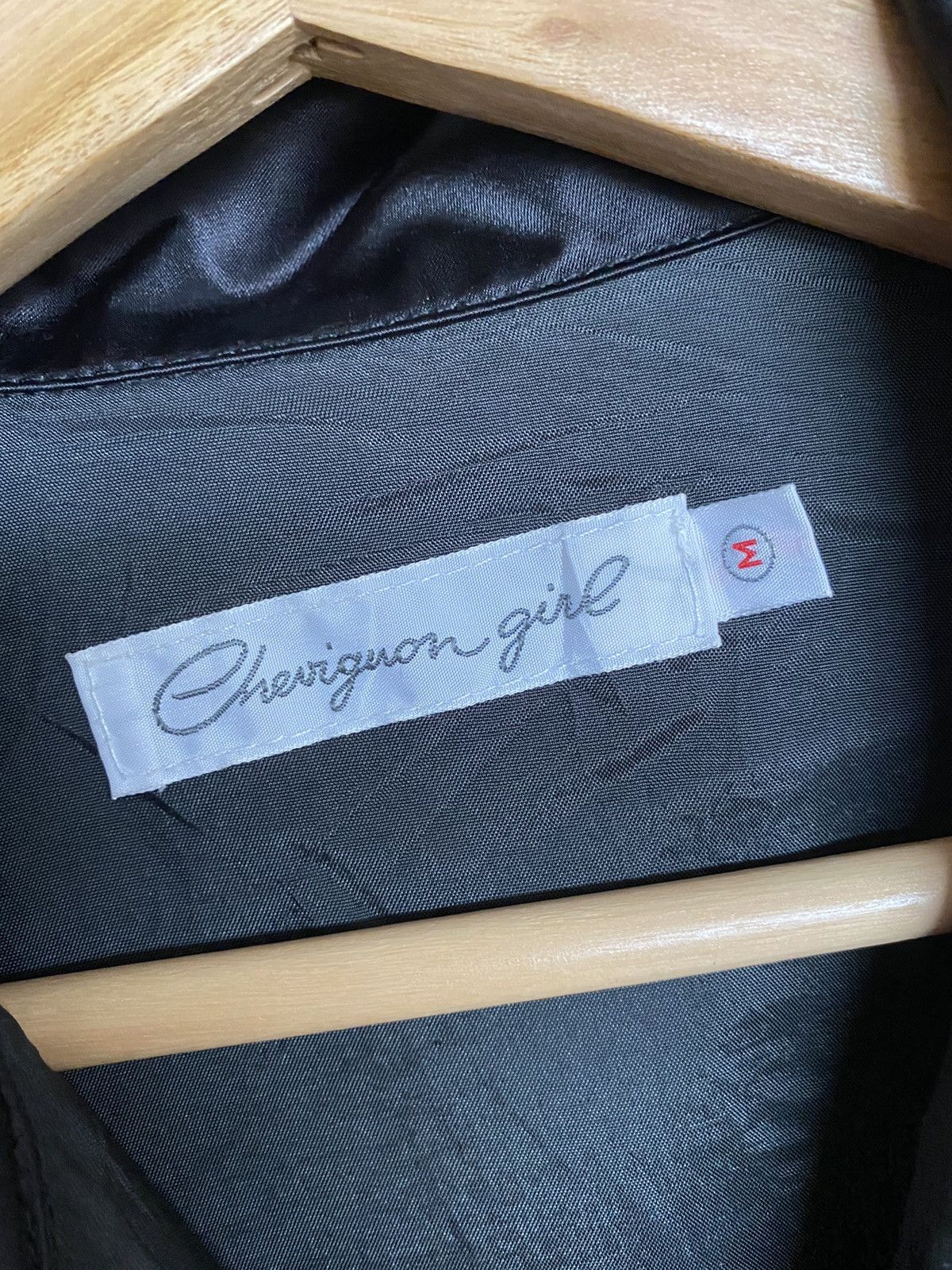 Chevignon × Japanese Brand × Vintage ⚡️Steals⚡️ Chevignon Girl Satin Jacket Size US M / EU 48-50 / 2 - 8 Thumbnail