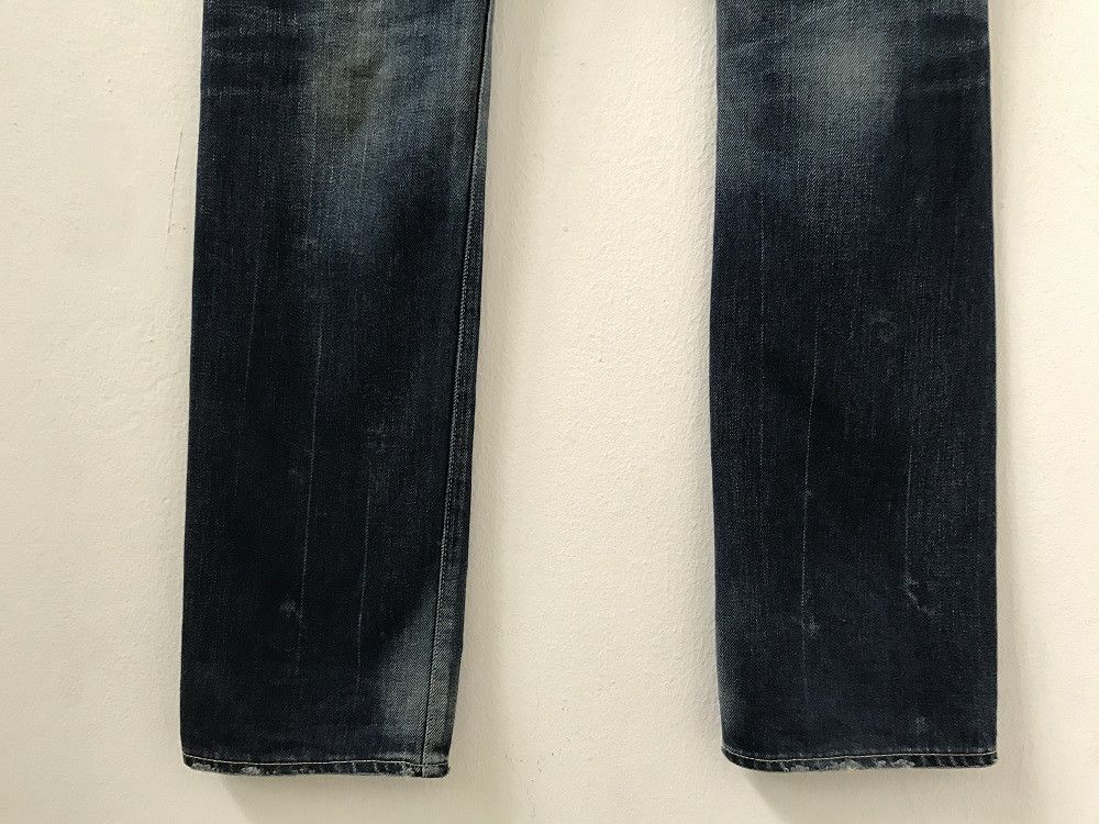 Indigo × KURO KURO Japan "GRAPHITE" Distressed Selvedge Indigo Denim Jeans Size US 30 / EU 46 - 12 Thumbnail