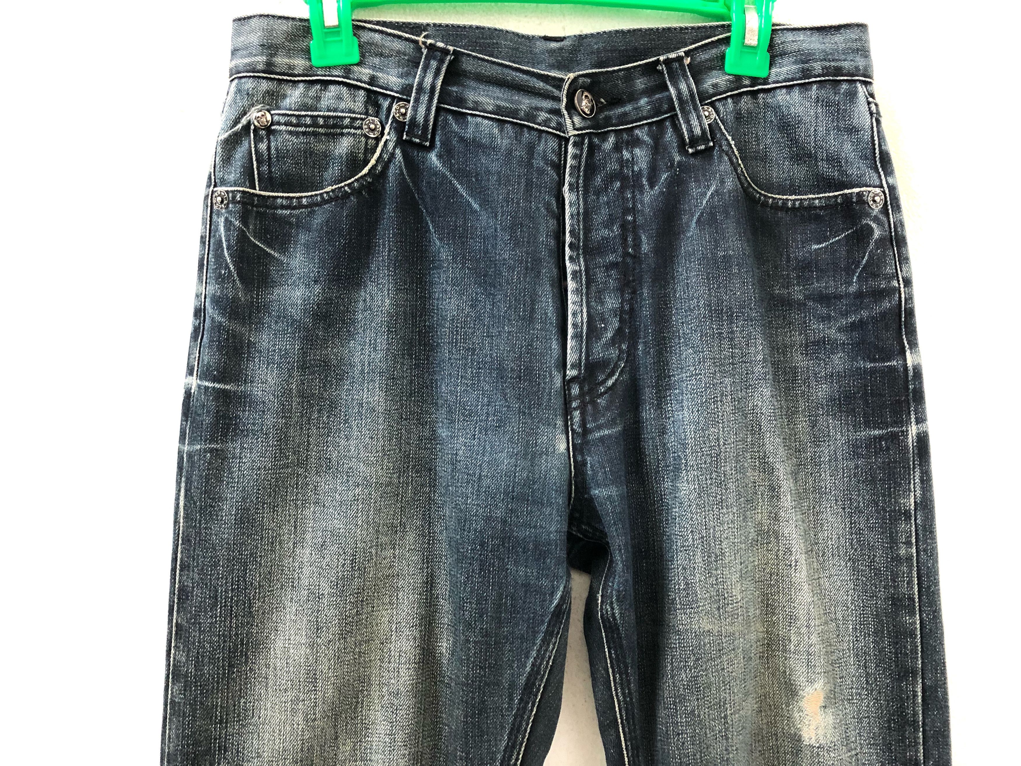 Levi's Levi's X Damien Hirst Limited Edition Distressed Denim Jeans Size US 30 / EU 46 - 8 Thumbnail
