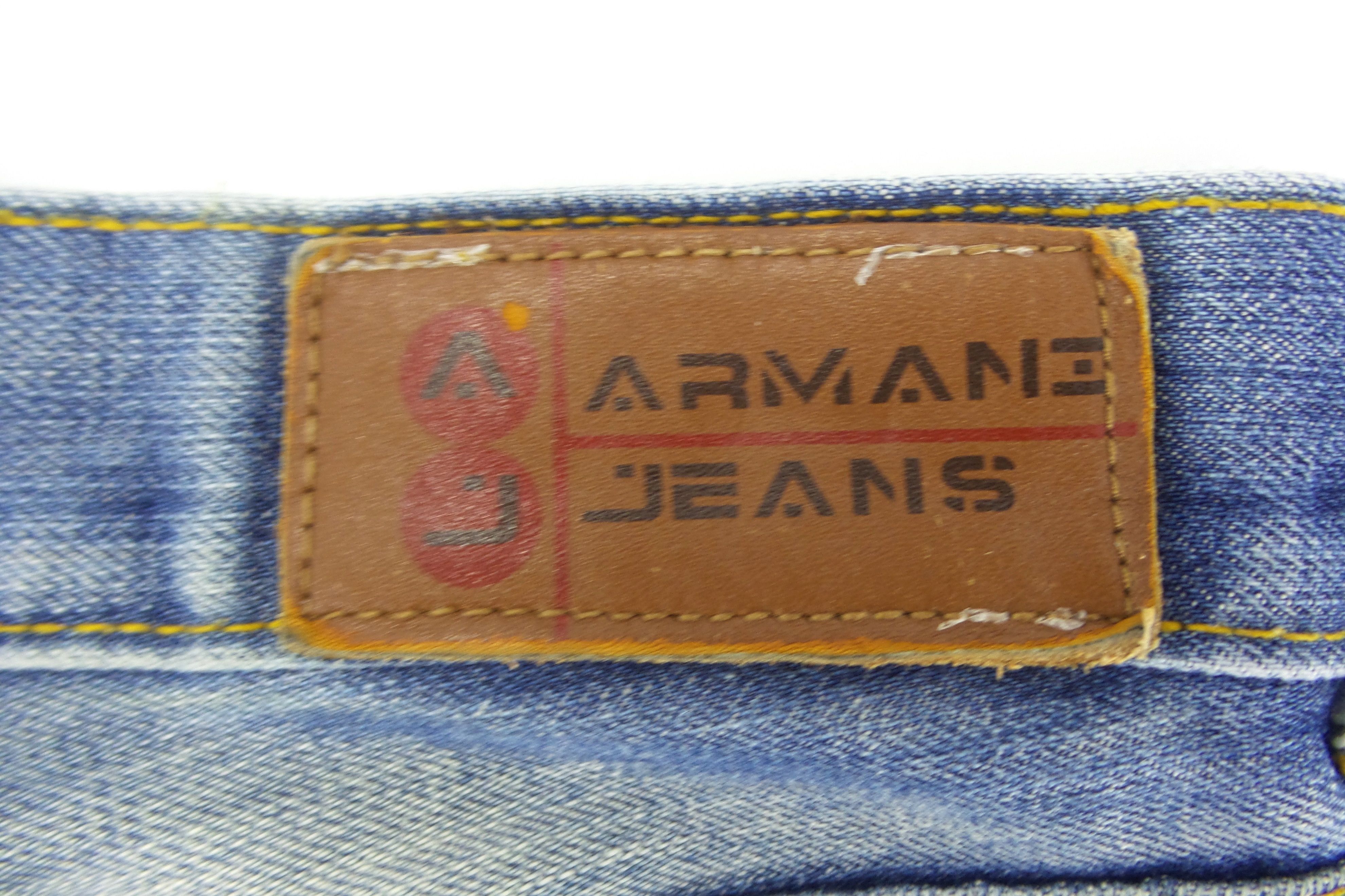 Armani Giorgio Armani Button Fly Stonewashed Jeans W15.5xL40 Size US 30 / EU 46 - 9 Thumbnail