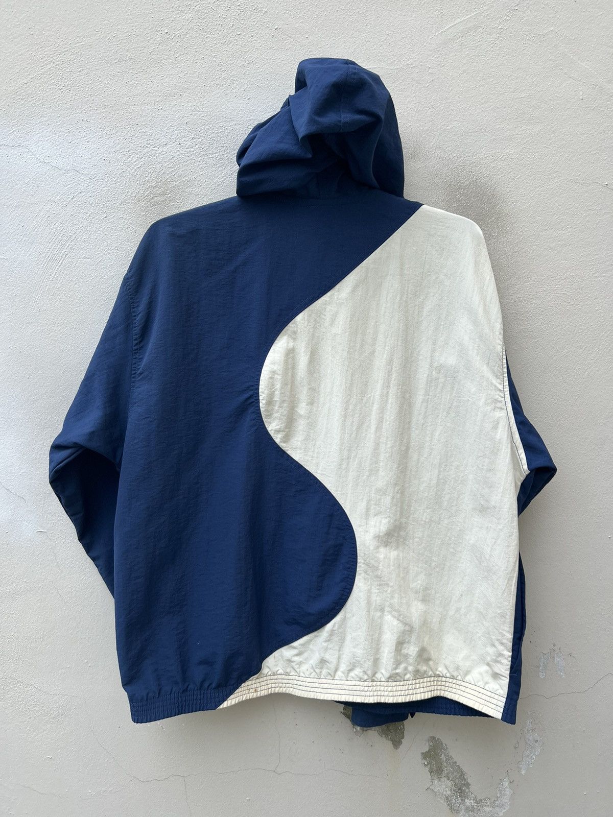 Vintage Vintage 90s T & C Surf Design Hawaii Oversized Hoodie Jacket Size US L / EU 52-54 / 3 - 6 Thumbnail