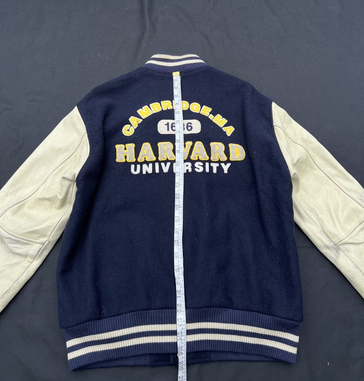 Leather Vintage 2000s Harvard University Crimson Varsity Jacket Size US L / EU 52-54 / 3 - 5 Thumbnail