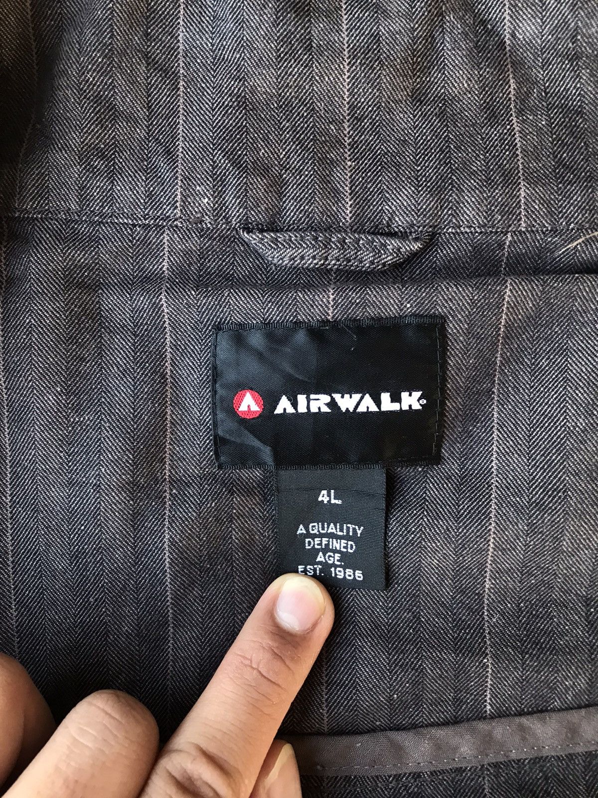 Airwalk Vintage Airwallk Zipper Stripes Jacket Skategang thrasher Size US XXL / EU 58 / 5 - 11 Thumbnail