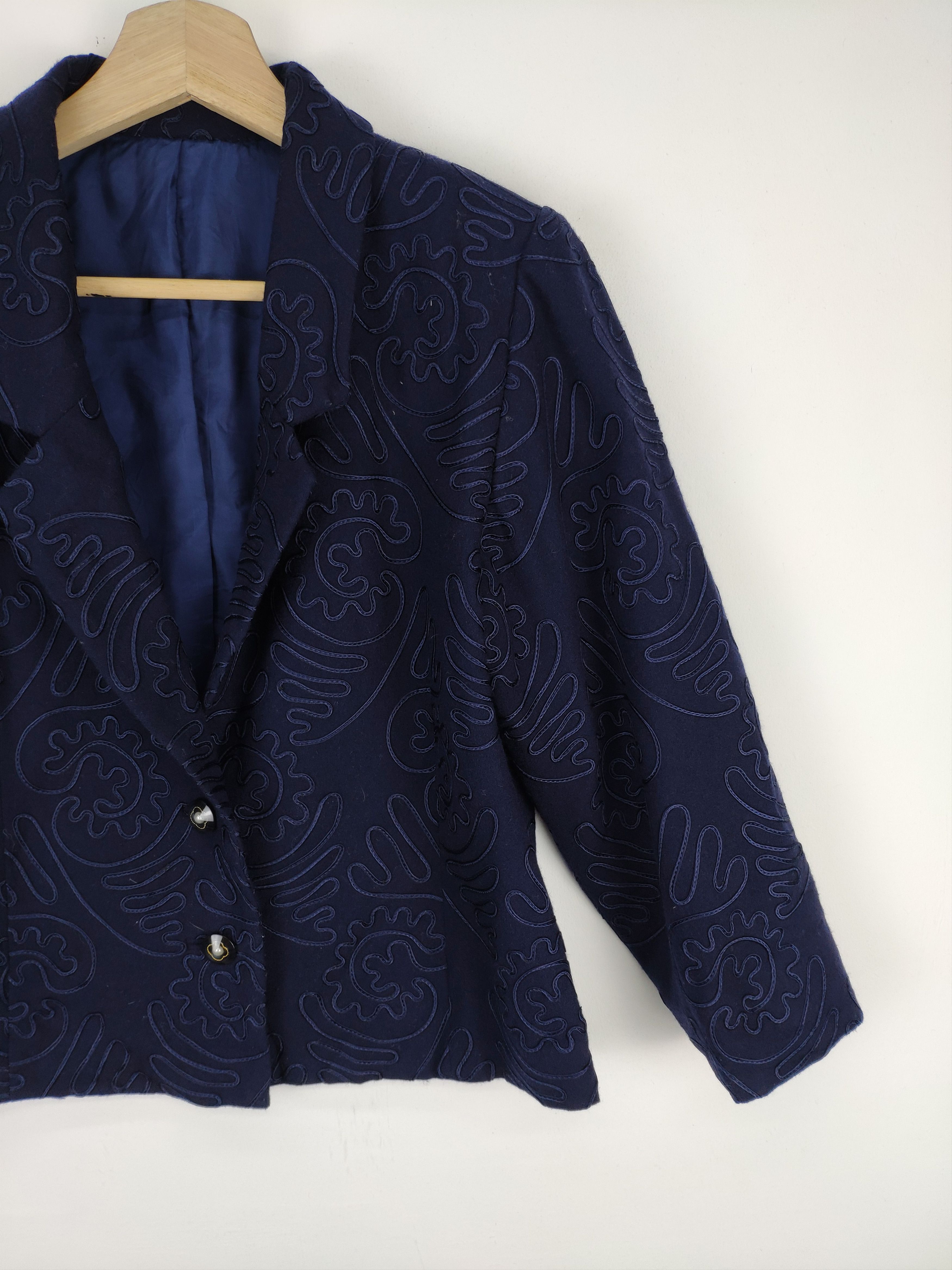 Japanese Brand Vintage Wool Blazer Embroidered Custom Made Size S / US 4 / IT 40 - 8 Thumbnail