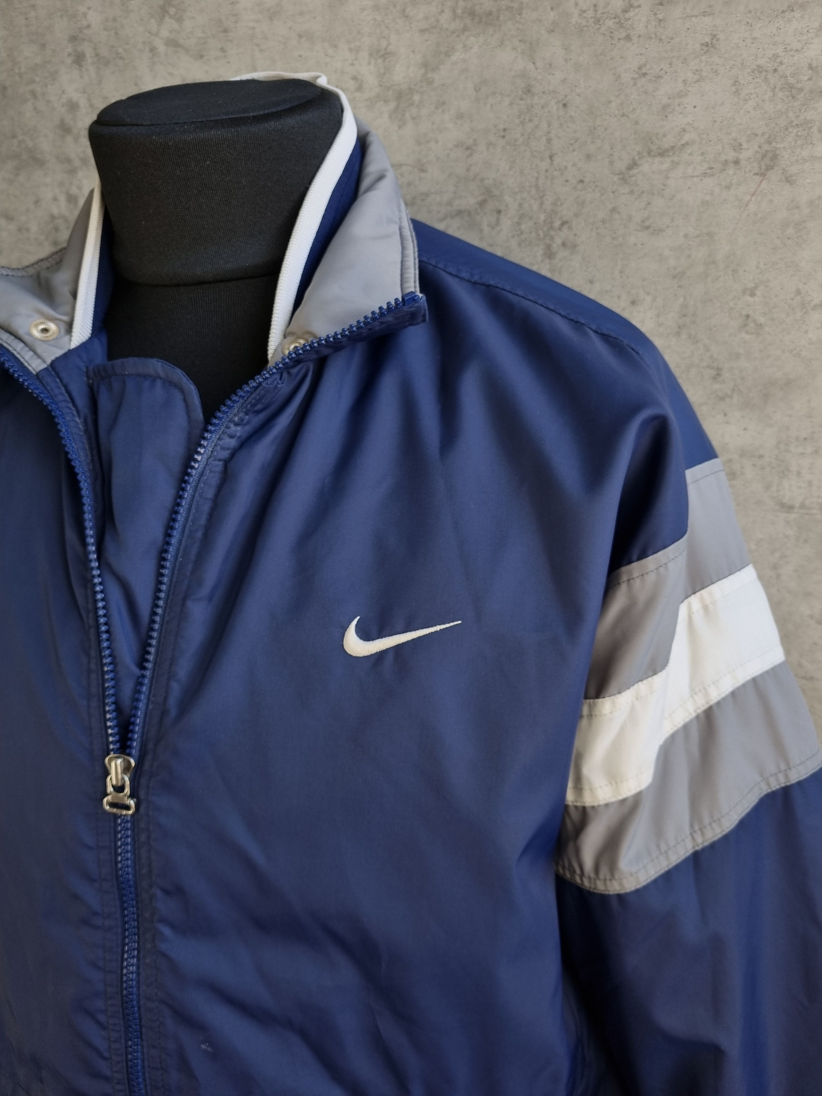 Nike × Vintage Rare Nike Attractive Big Logo Vintage Light Jacket Size US M / EU 48-50 / 2 - 6 Thumbnail