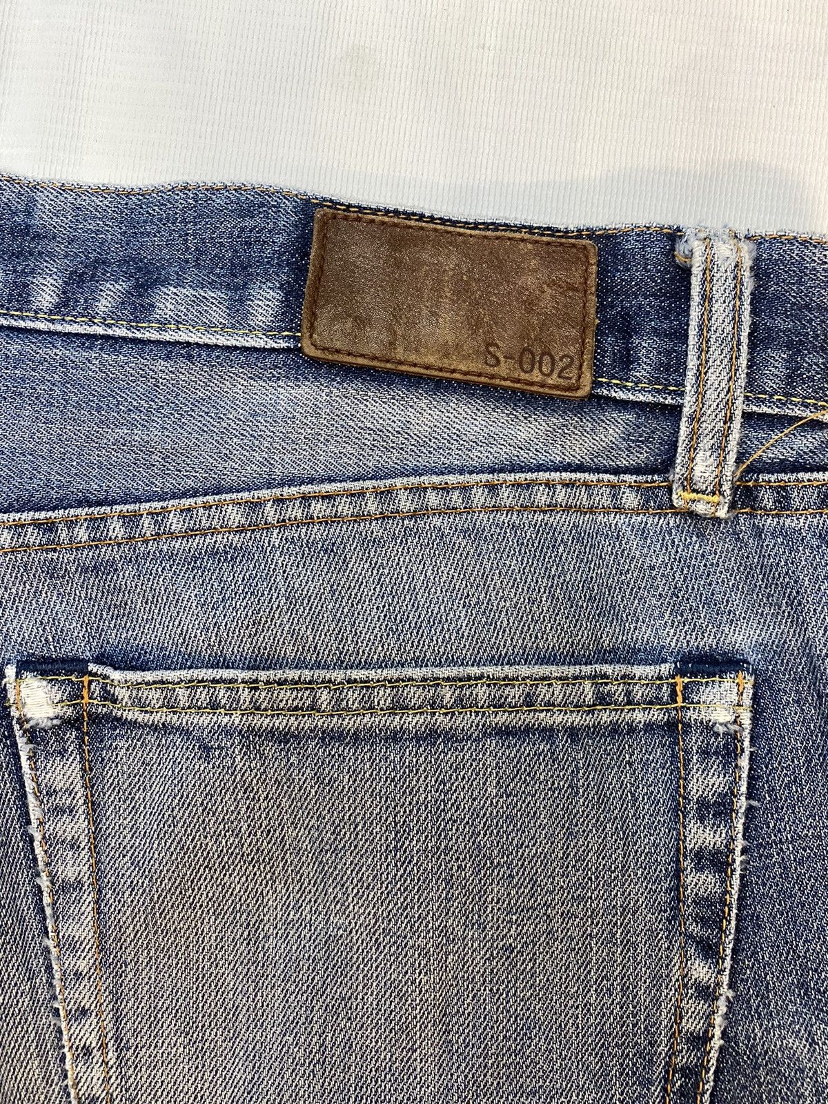 Japanese Brand × Uniqlo × Vintage S002 Uniqlo Distressed Denim Pant Size US 34 / EU 50 - 14 Thumbnail