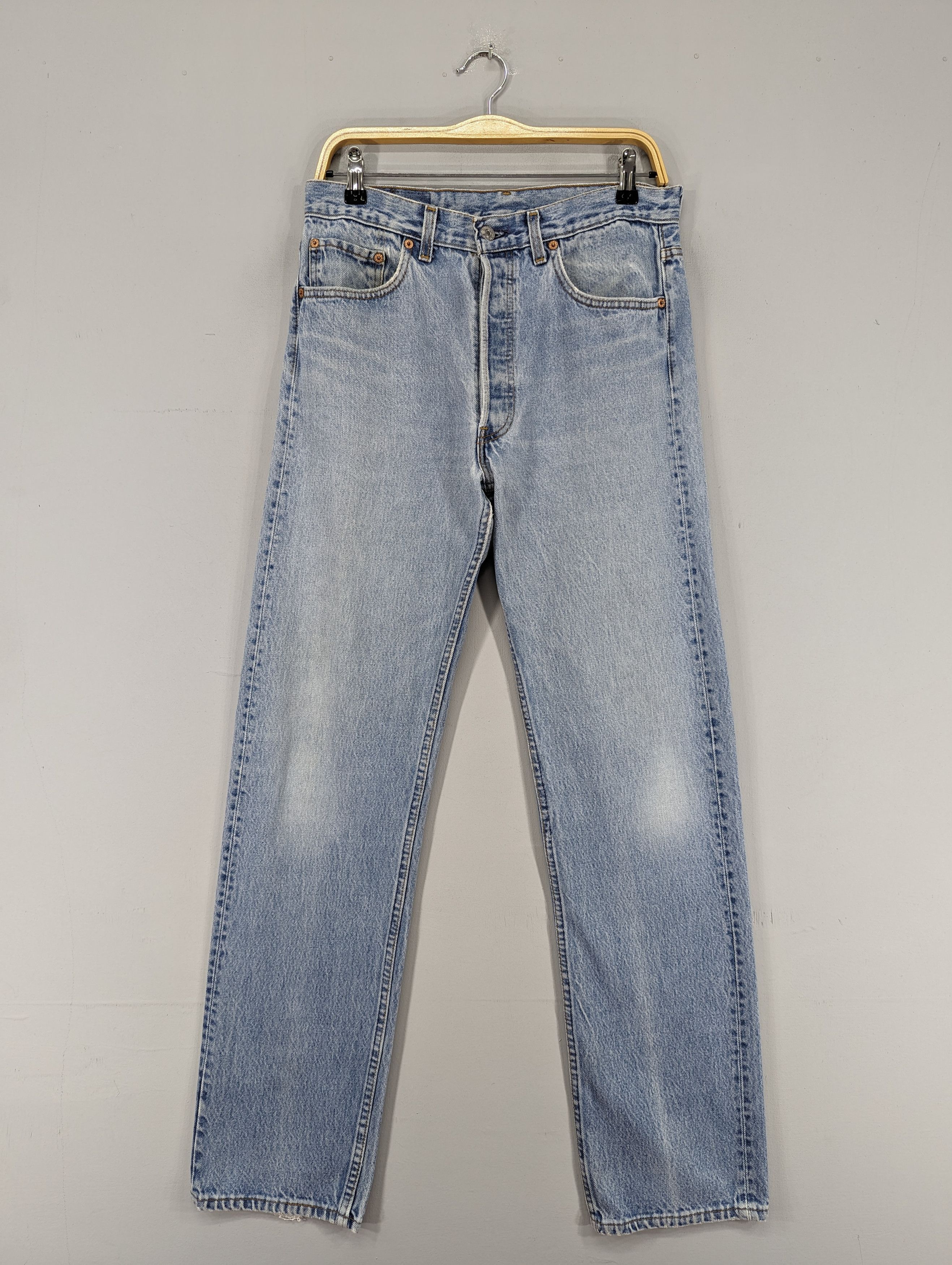 Vintage 90s Levis 501 Mid Rise Distressed Jeans Made In Usa