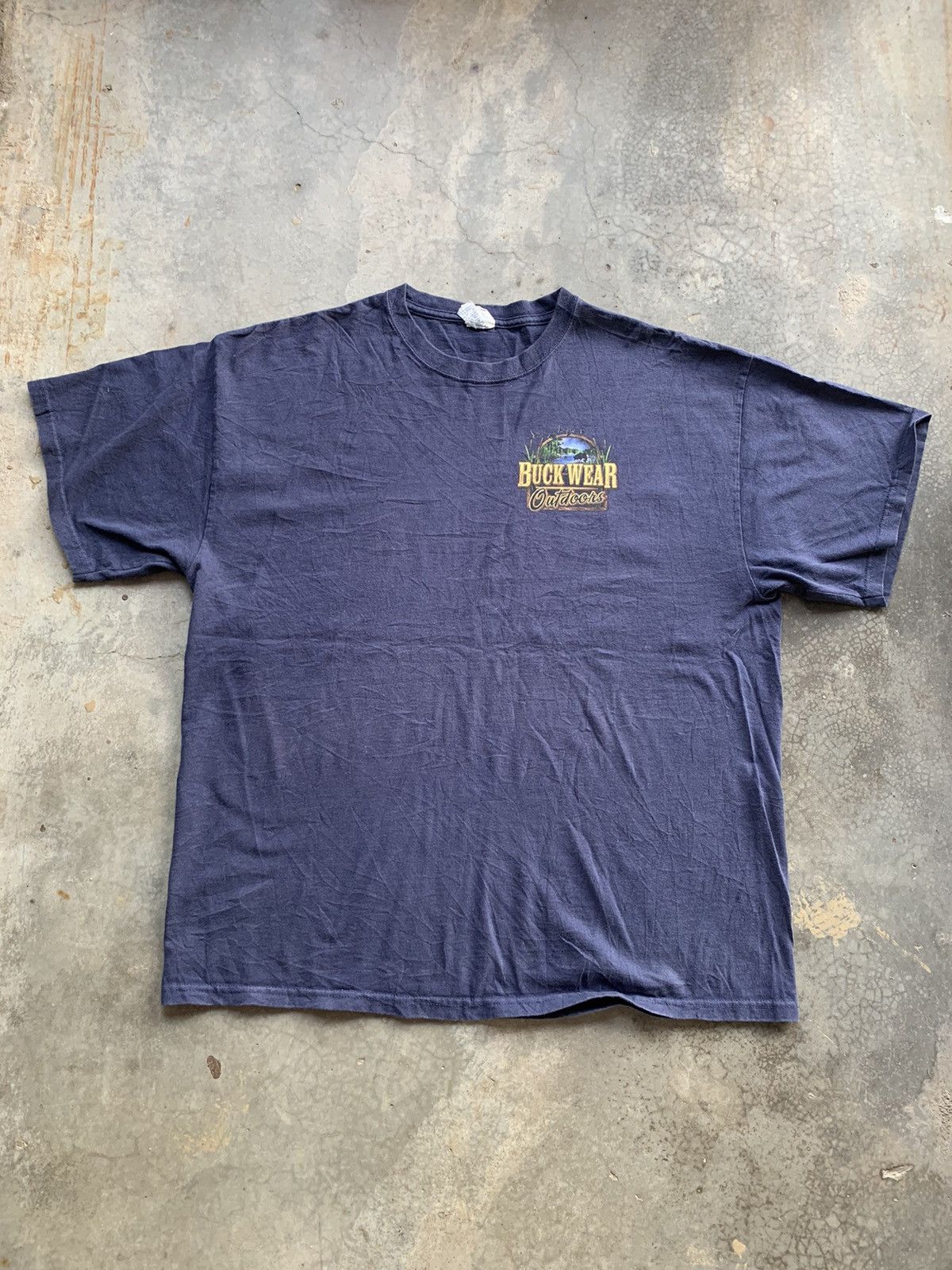 Vintage Vintage Y2K Buck Wear Outdoors Bass Fishing Printed Tee Size US XL / EU 56 / 4 - 4 Thumbnail