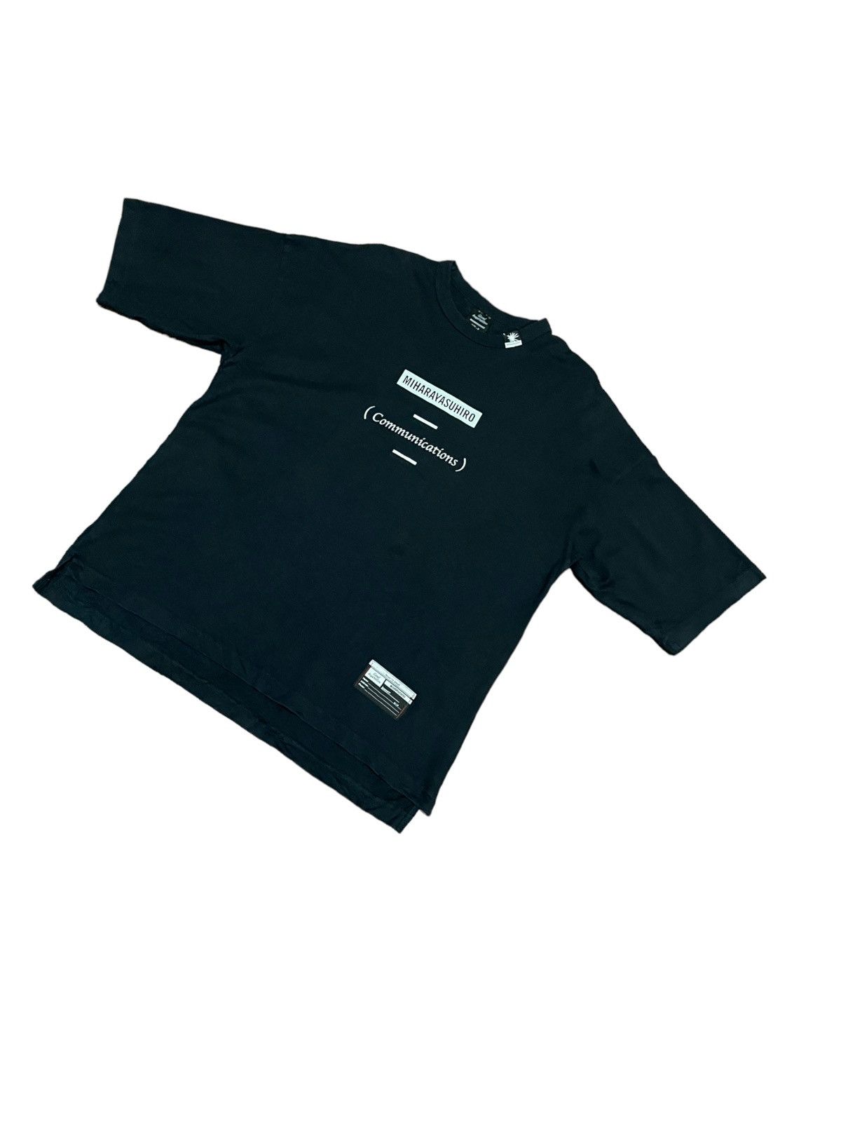 Maison MIHARA YASUHIRO Miharayasuhiro Communications Good Inspiration x GU Tee Size US M / EU 48-50 / 2 - 18 Thumbnail