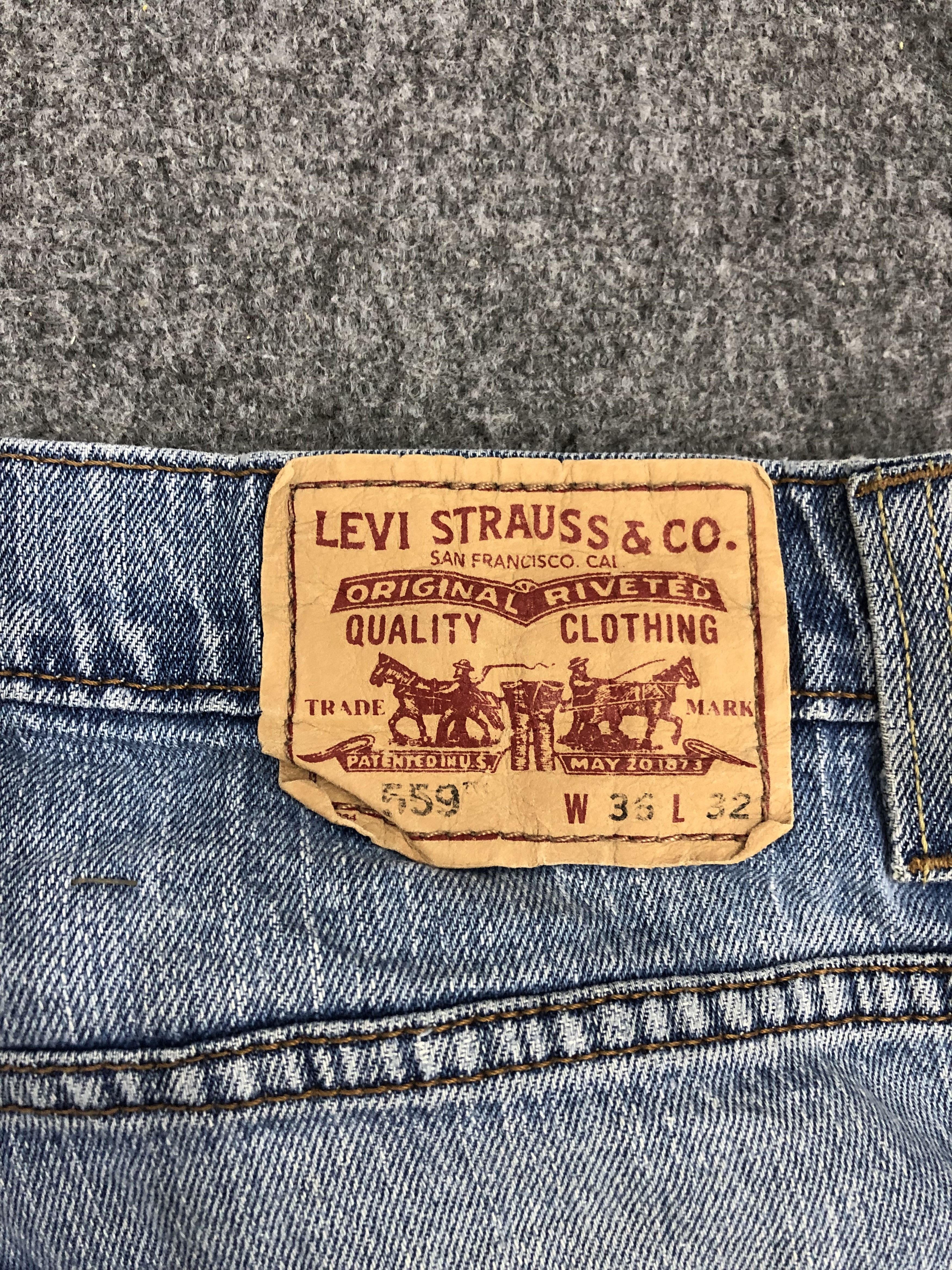 Levi's × Vintage Vintage Levis 559 Faded Blue Jeans DP1147 Size US 37 - 5 Thumbnail