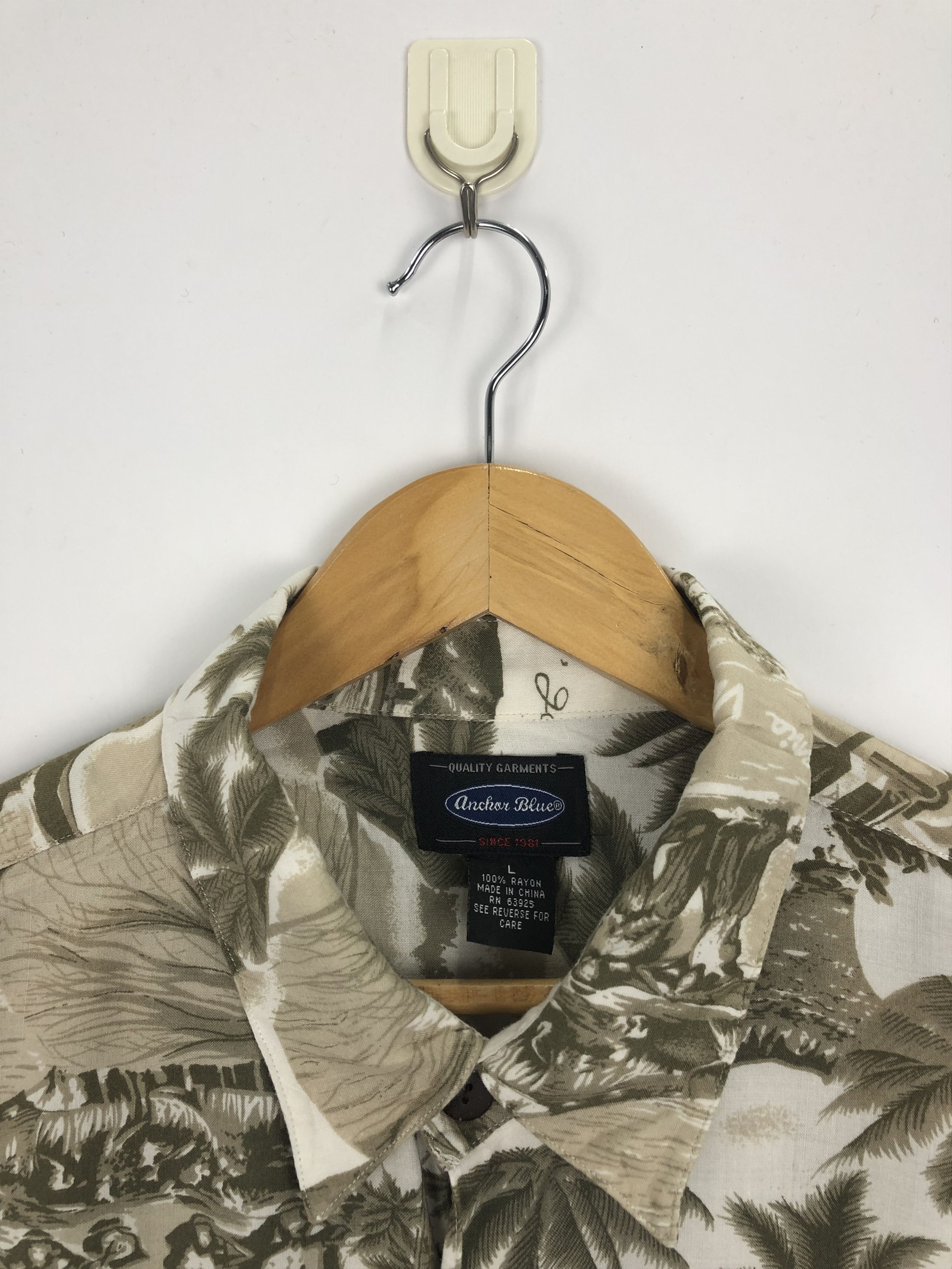 Other Vintage Hawaiian Sun Surf Motive TA0011 Size US L / EU 52-54 / 3 - 9 Thumbnail
