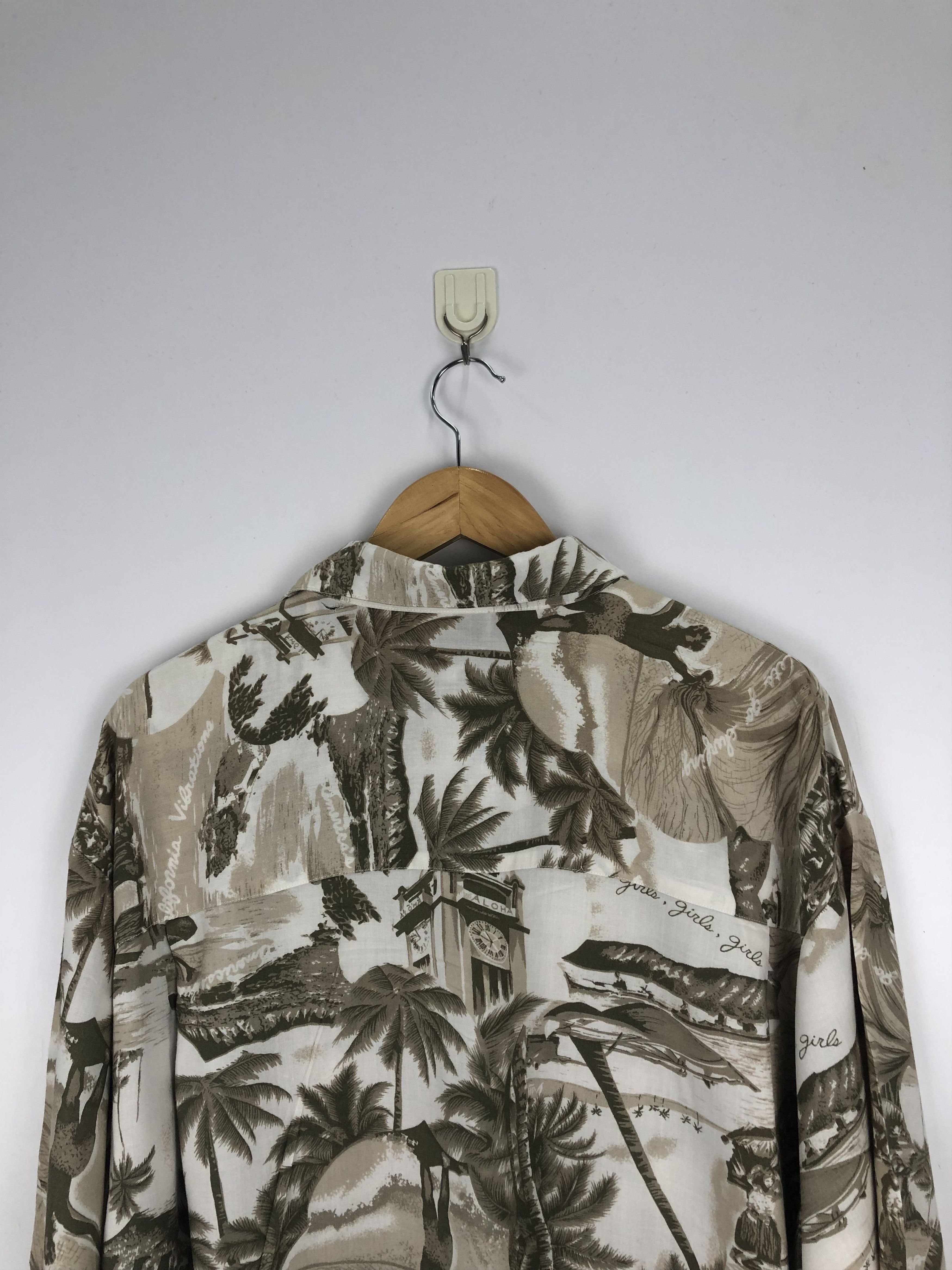 Other Vintage Hawaiian Sun Surf Motive TA0011 Size US L / EU 52-54 / 3 - 4 Thumbnail