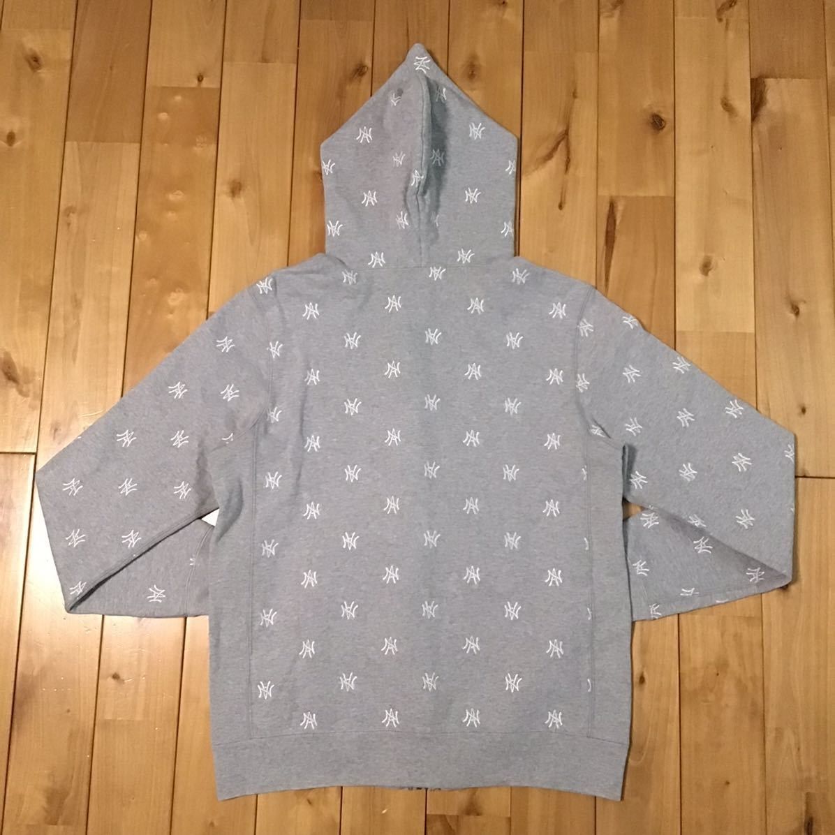 Bape × Neighborhood BAPE × NEIGHBORHOOD LOGO full zip hoodie gray Size US S / EU 44-46 / 1 - 2 Thumbnail