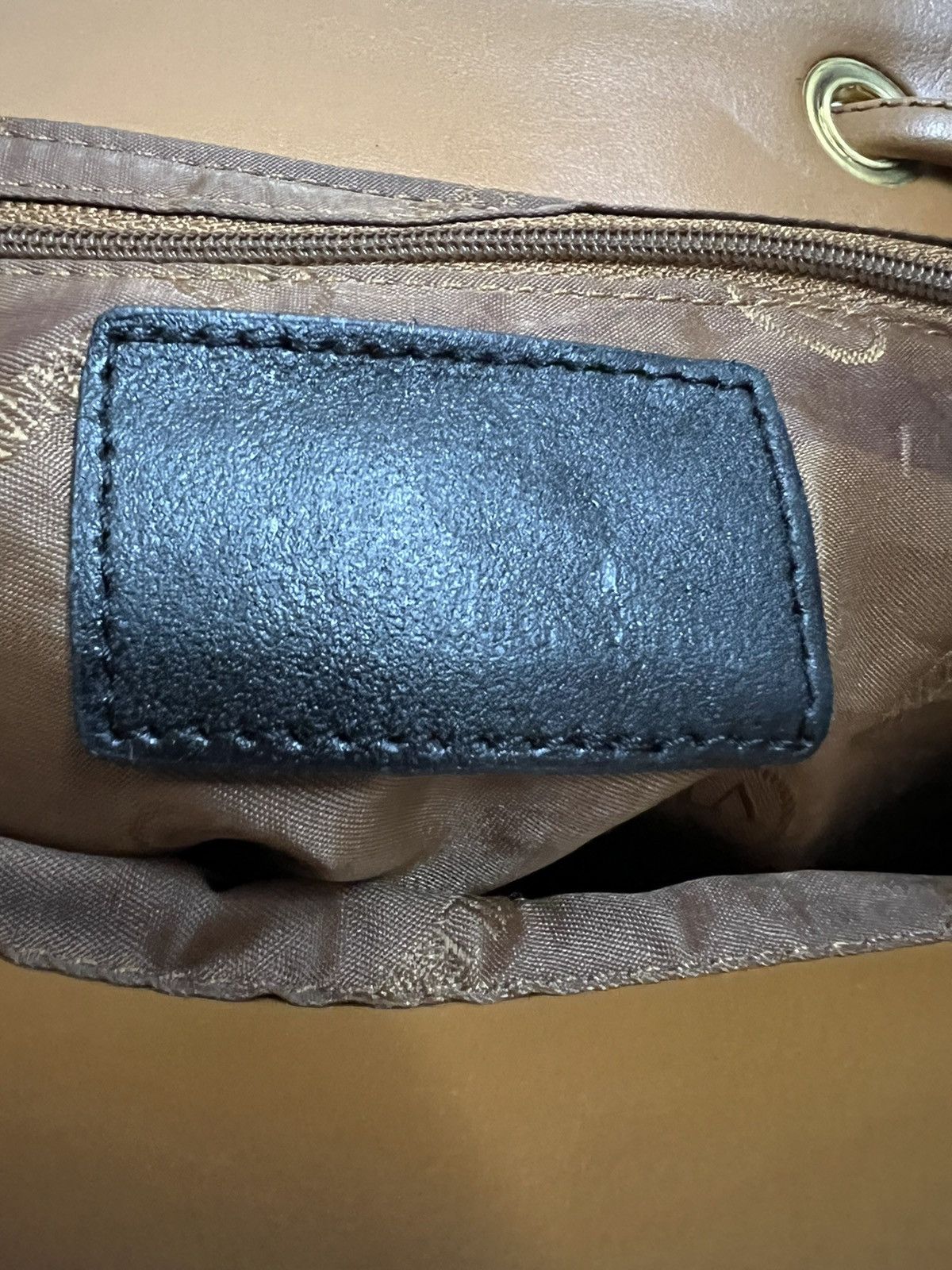 Designer VALENTINO GIANNI MONOGRAM MINI BACKPACK Size ONE SIZE - 18 Thumbnail