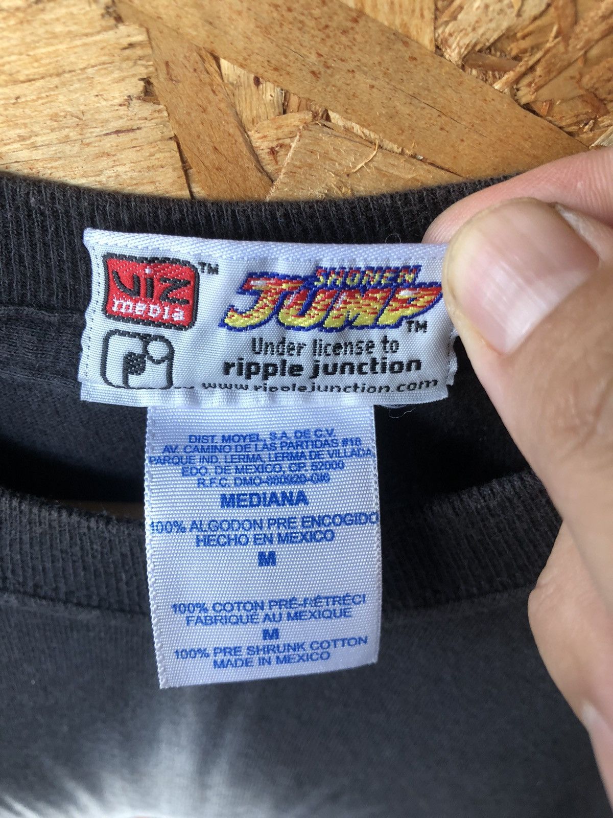 Bleach Bleach x Vintage Size US M / EU 48-50 / 2 - 3 Thumbnail