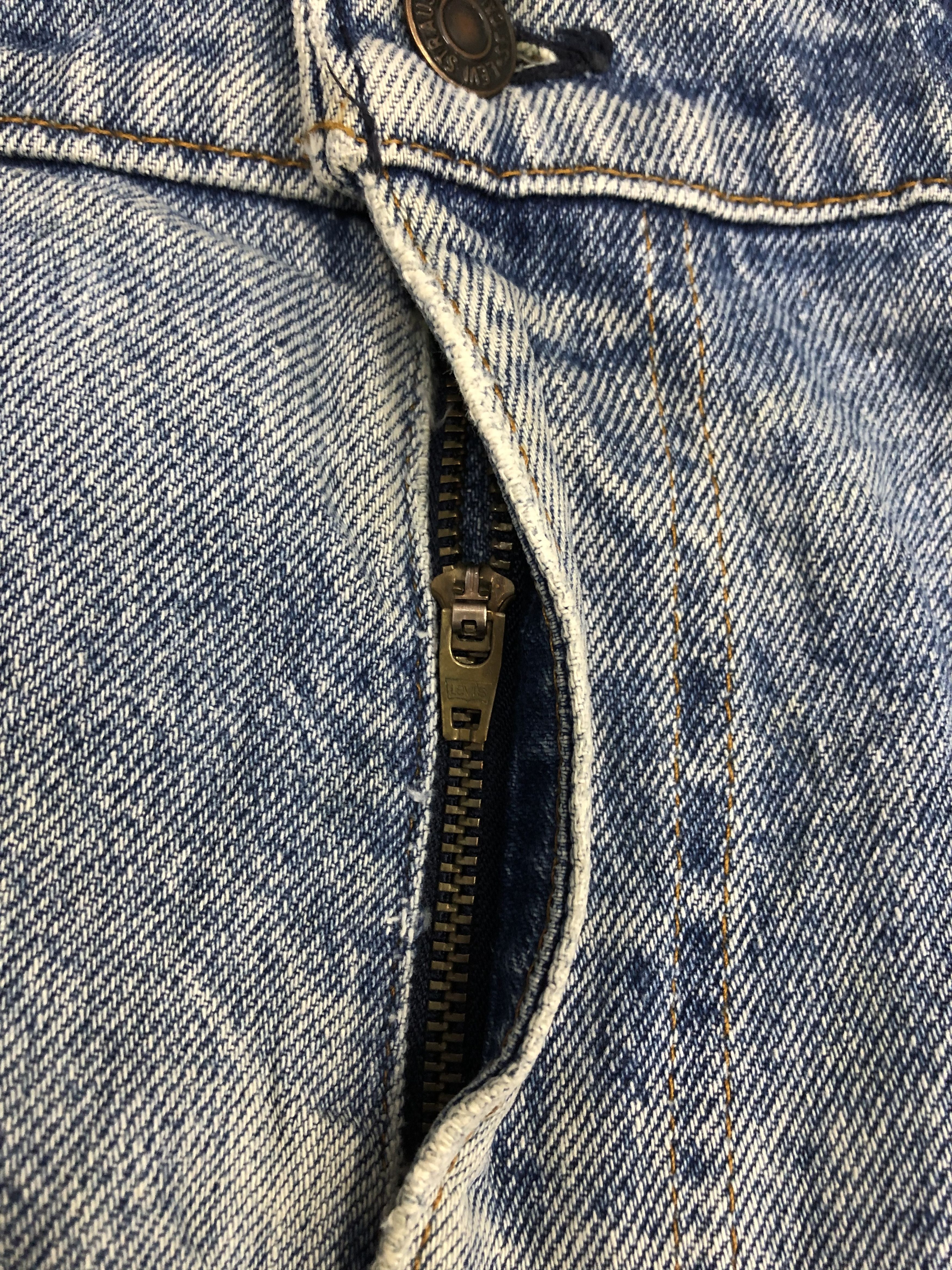 Levi's × Vintage Vintage 90s Levis 505 Orange Tabs Light Wash Jeans Size US 37 - 10 Thumbnail
