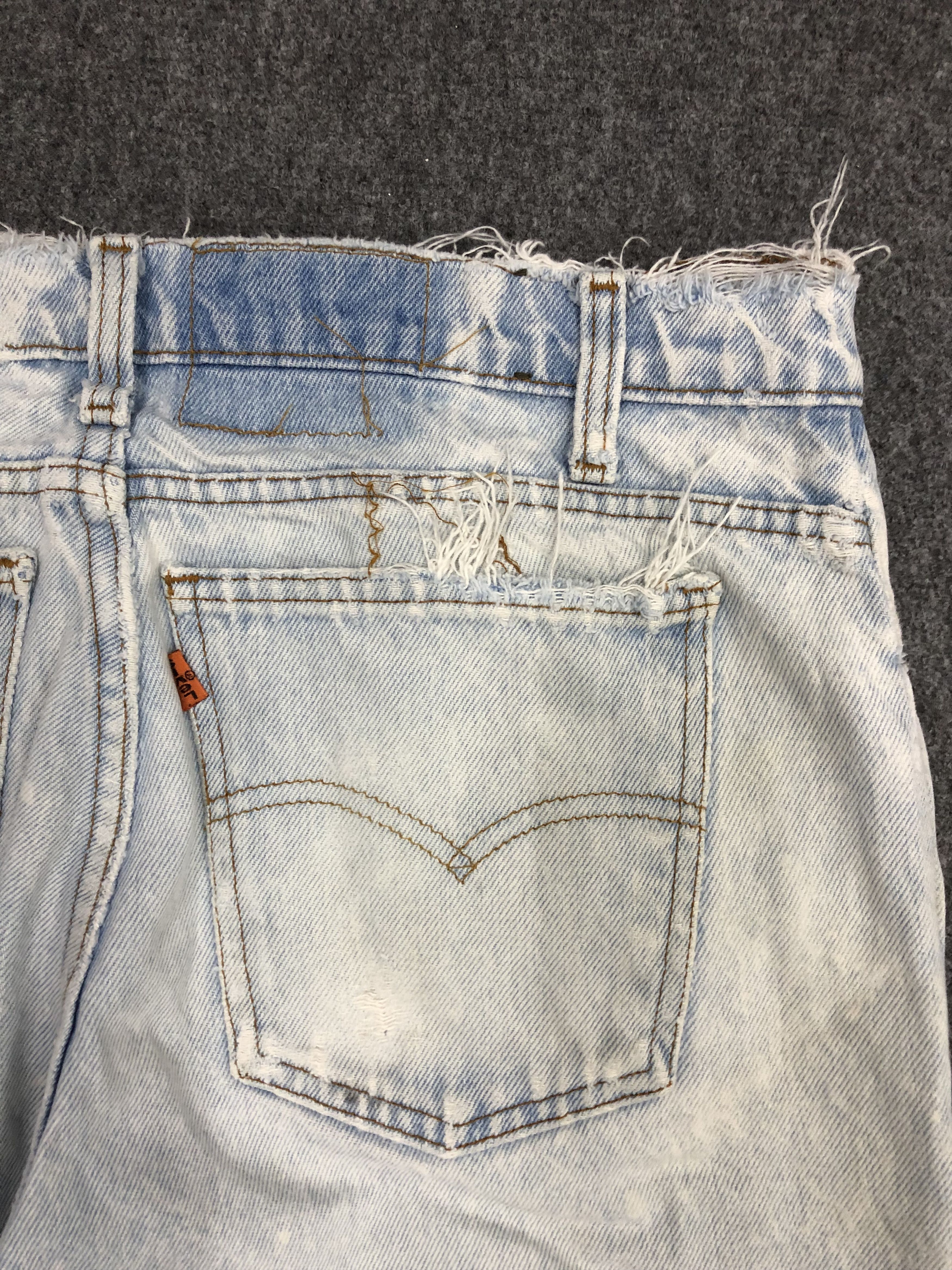 Levi's Vintage Levis Distressed Light wash Jeans DP1003 Size US 35 - 12 Thumbnail