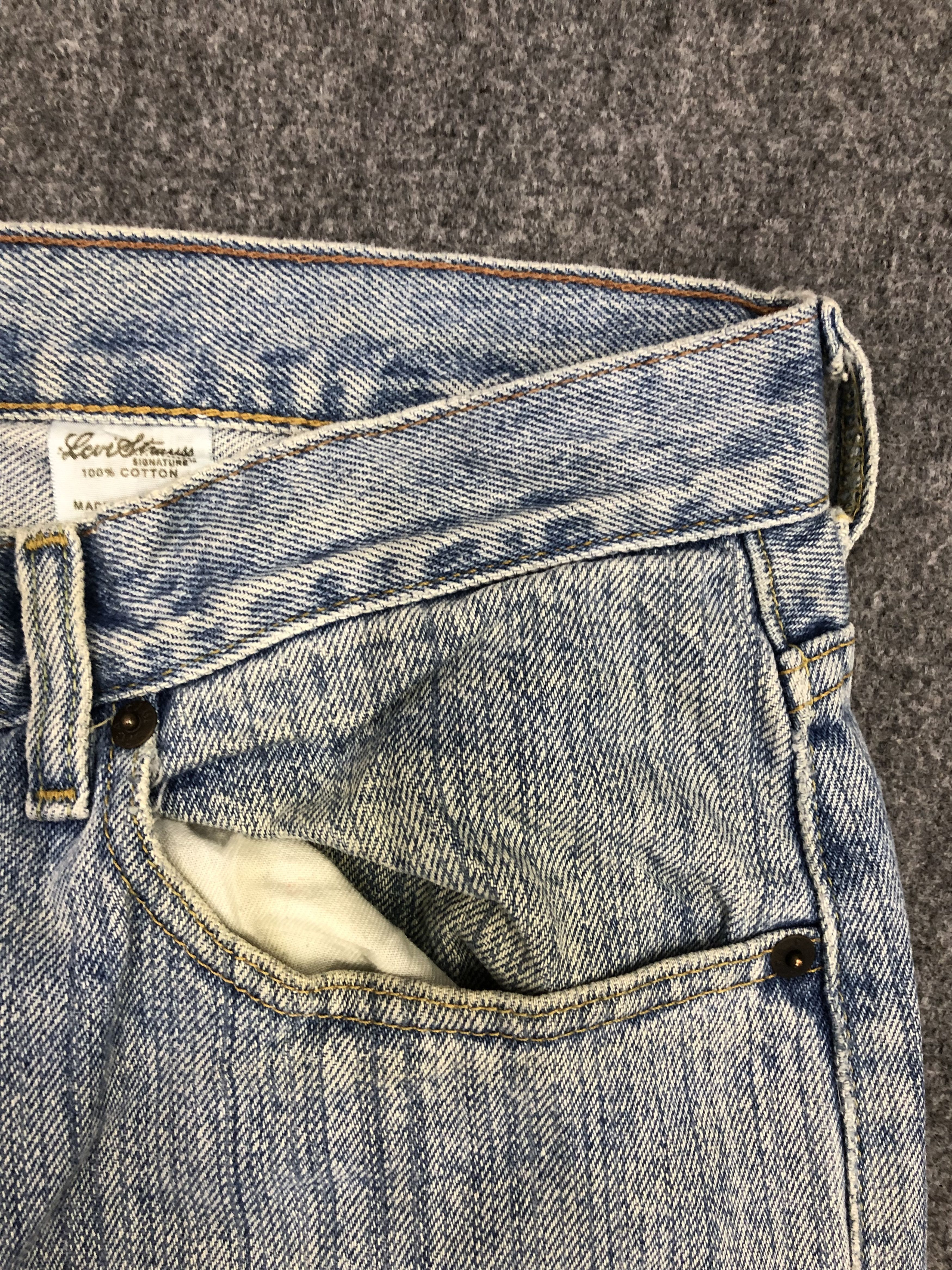 Levi's × Vintage Vintage Levis Signature Light Wash Jeans Size US 34 / EU 50 - 8 Thumbnail