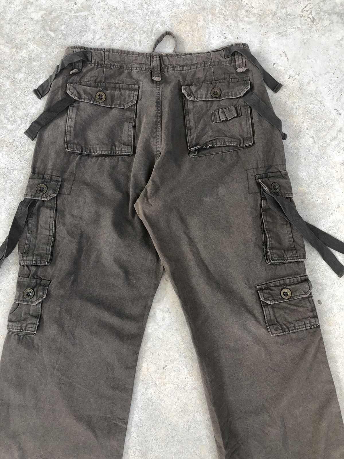 Seditionaries tove parachute cargo pants tactical multipocket bondage grey Size US 33 - 8 Thumbnail
