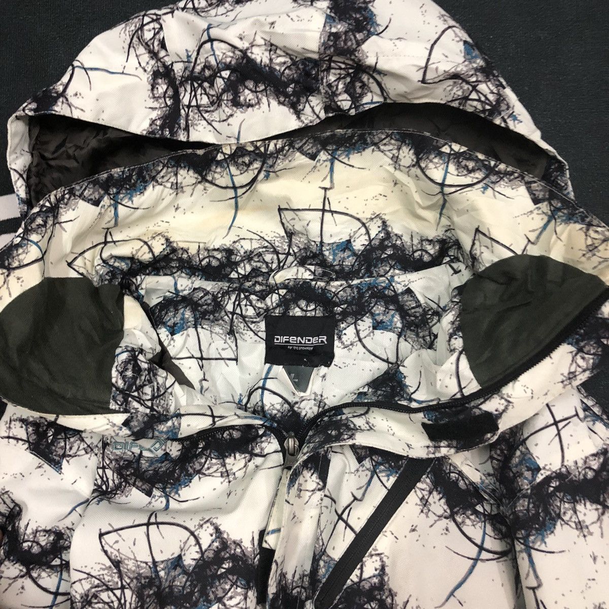 Japanese Brand Vintage Difender Fullprint Zipper Ups Hoodie Jacket Size US XL / EU 56 / 4 - 10 Thumbnail