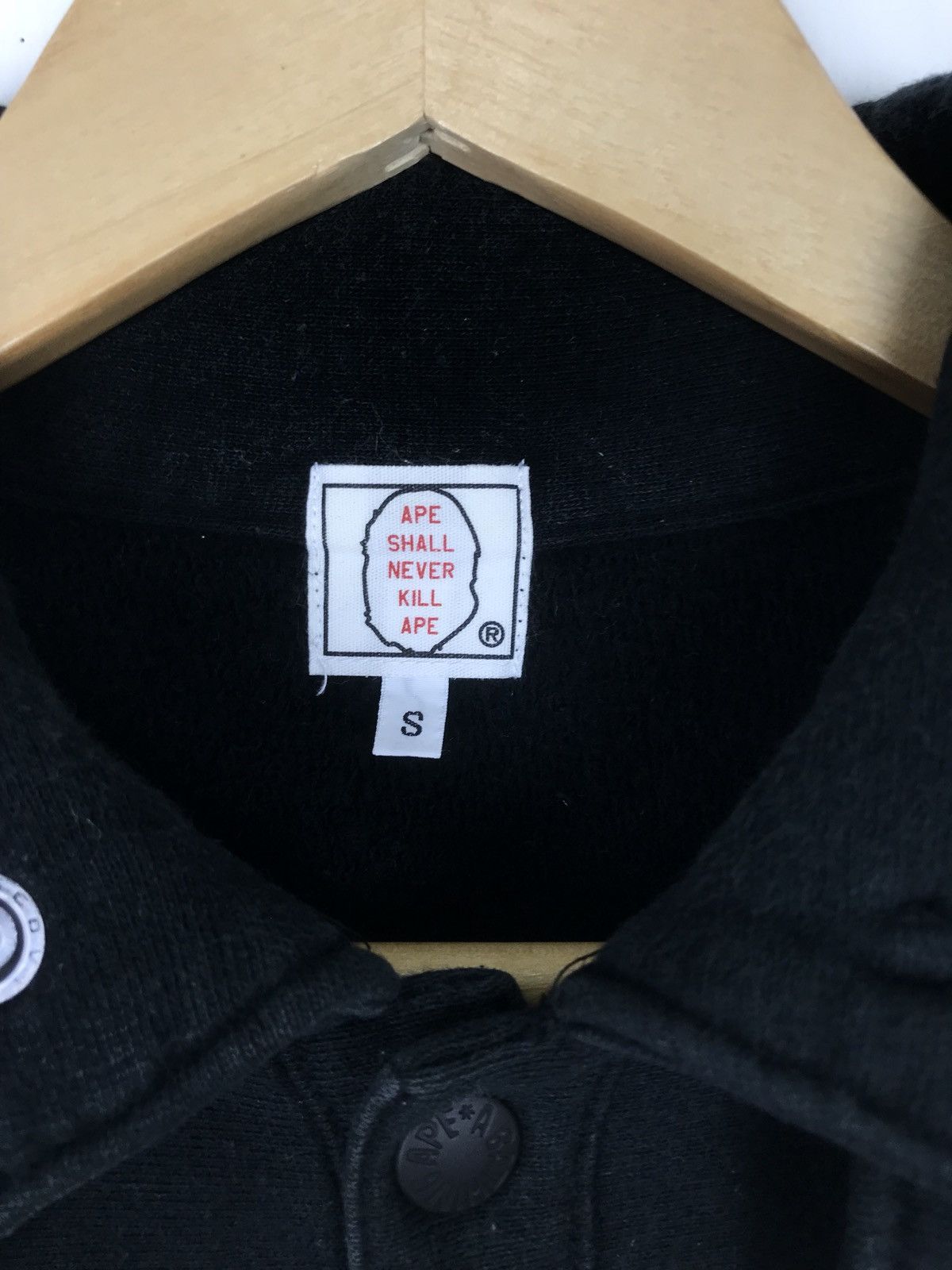 Bape Vintage Bape Collared Sweatshirt Size US S / EU 44-46 / 1 - 3 Thumbnail